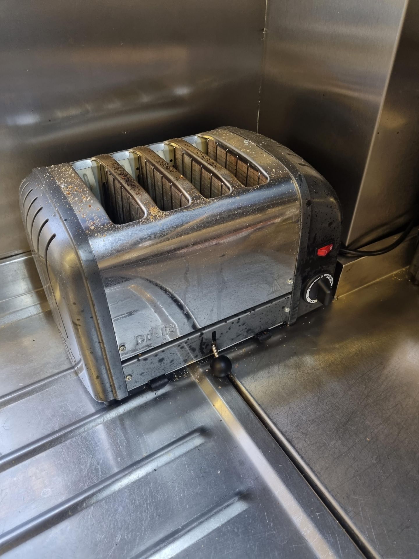 Dualit D4BMHA Classic 4 Slice Toaster 2.2kW Power single phase - Bild 2 aus 2