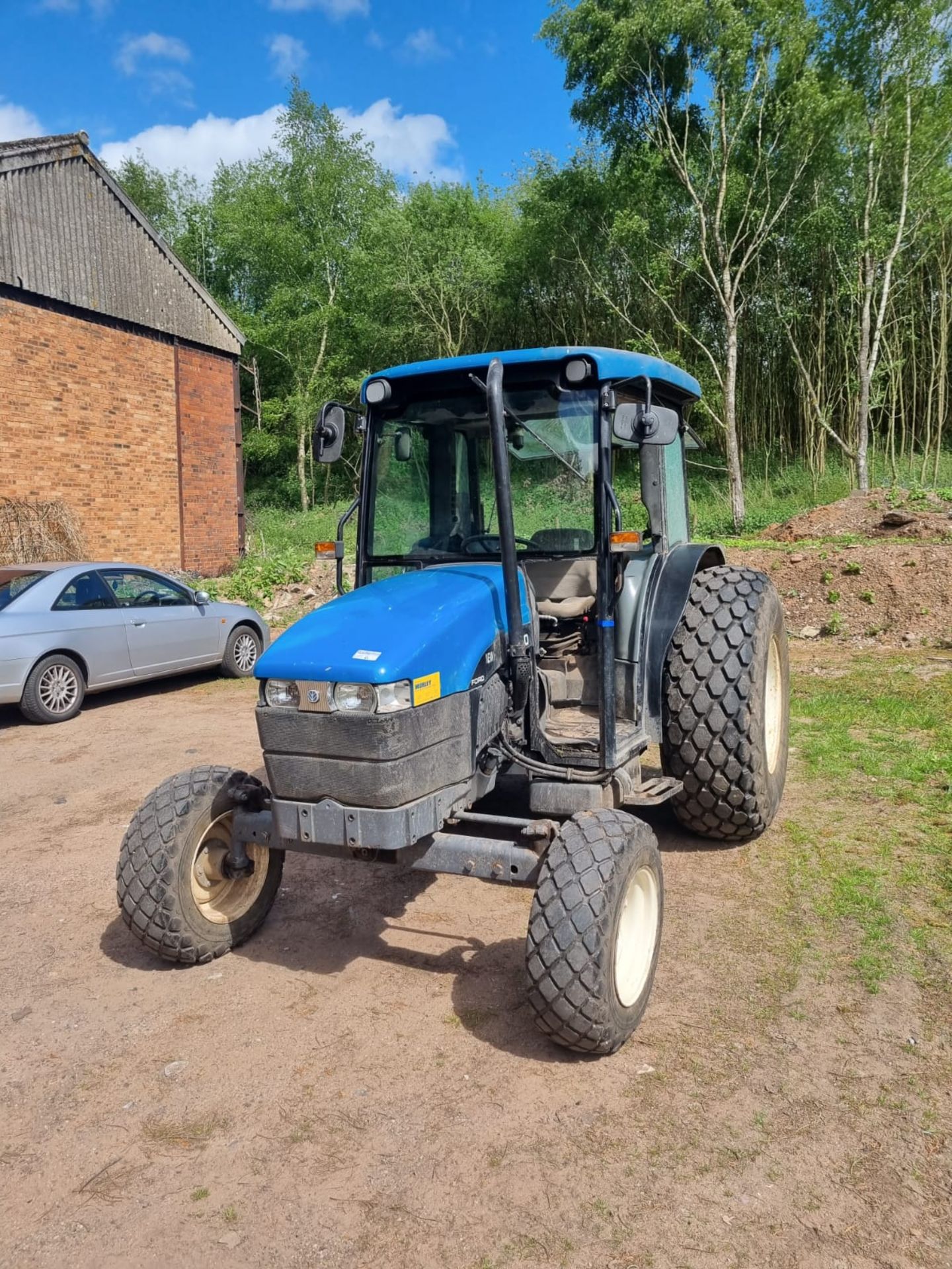 New Holland Ford TN65D tractor 2 axle rigid body blue diesel tractor YOM 1999 index T938 SNP hours