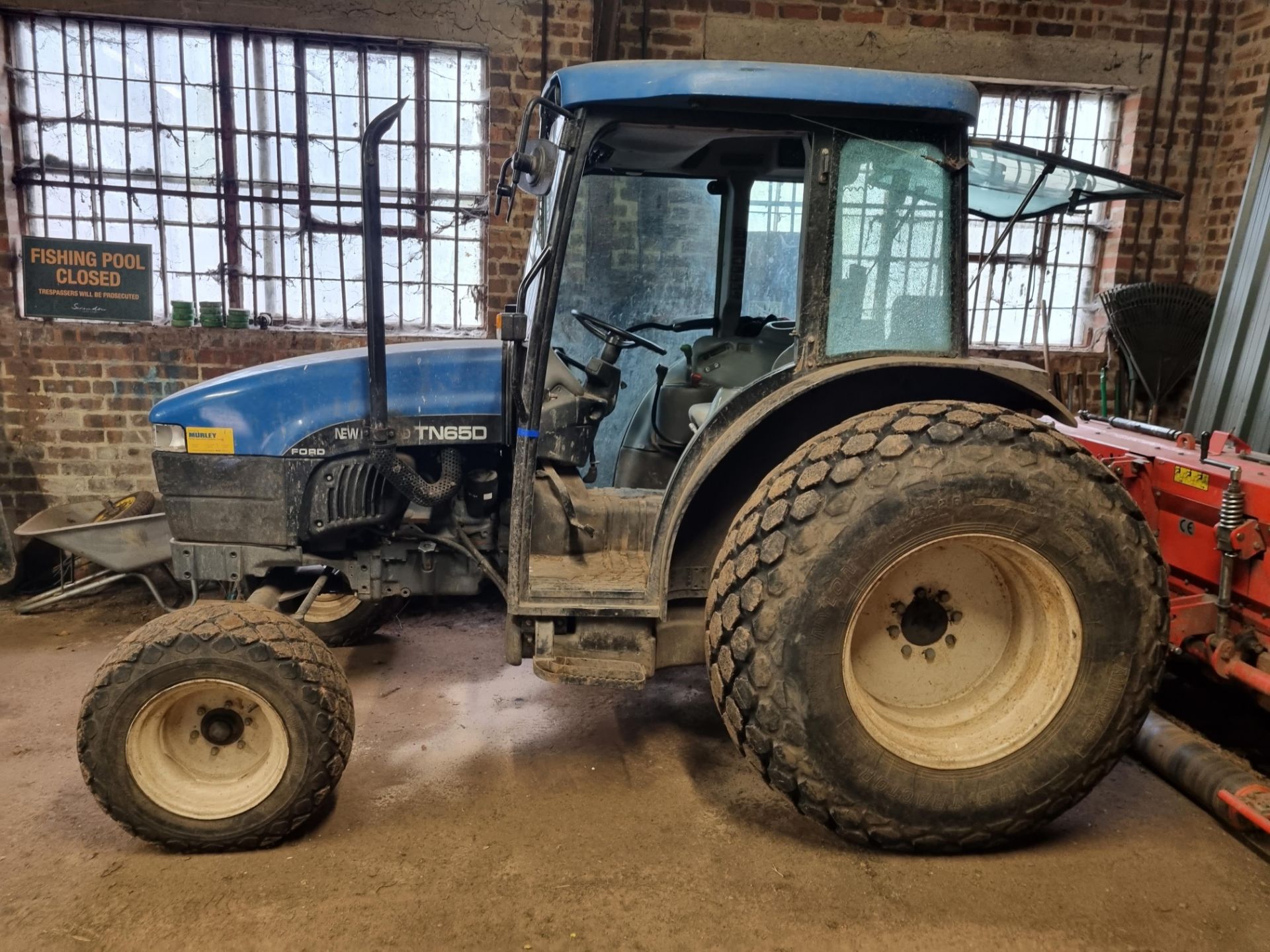 New Holland Ford TN65D tractor 2 axle rigid body blue diesel tractor YOM 1999 index T938 SNP hours - Image 9 of 19