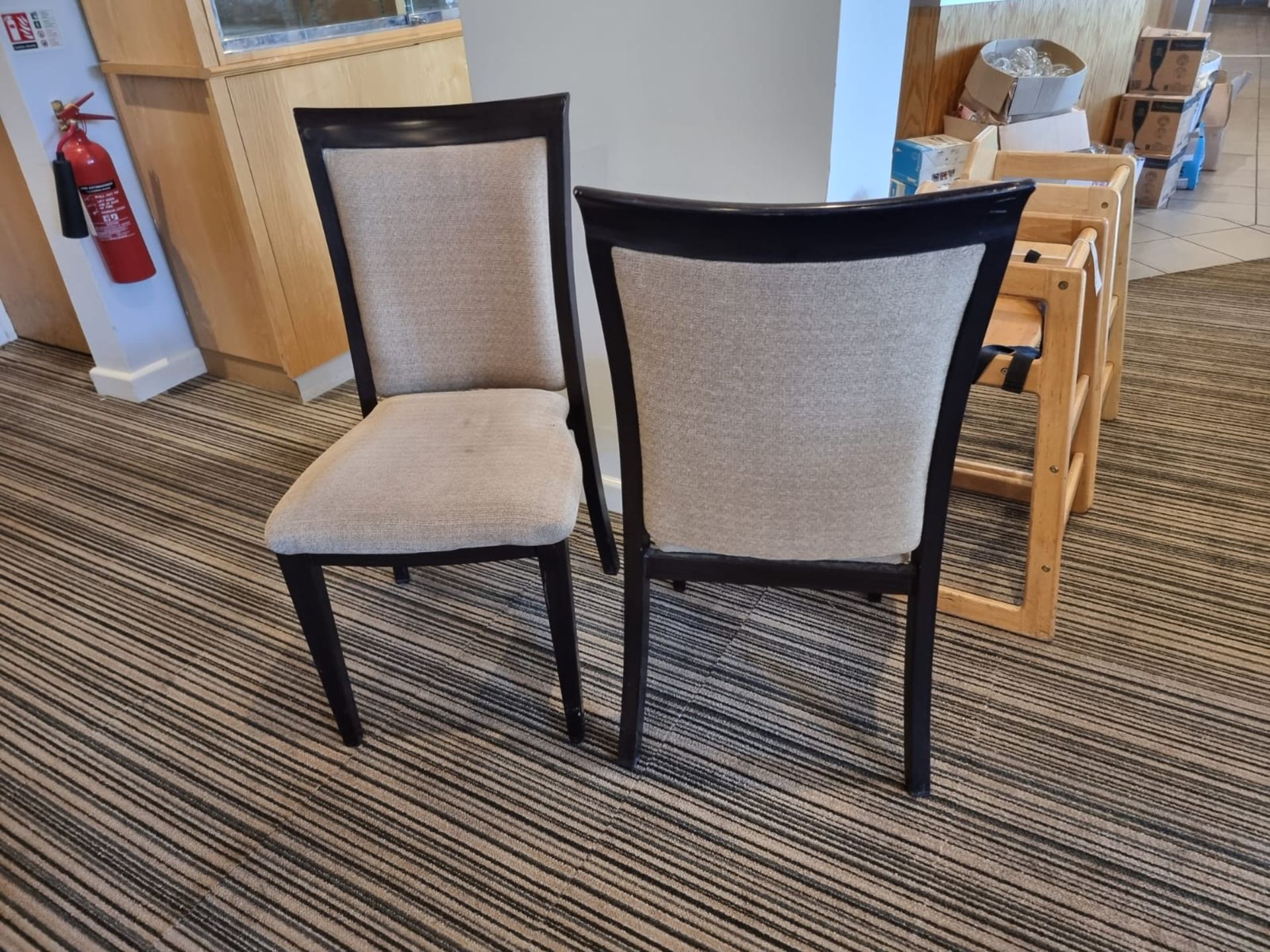 A set of 6 x stacking upholstered dining chairs 47cm seat pitch metal construction wood effect - Bild 3 aus 4