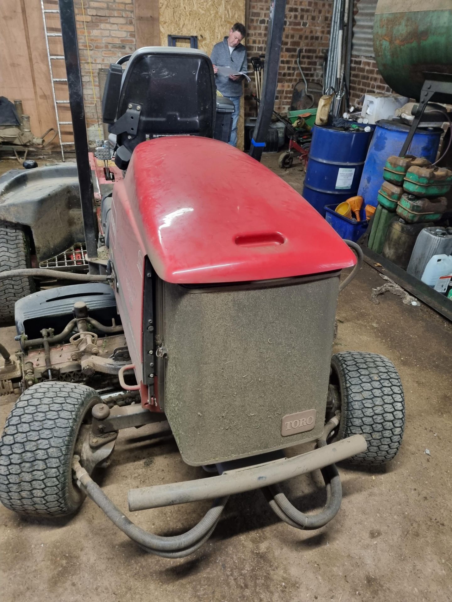 Toro Reelmaster 5010H Crosstrax AWD fairway mower YOM 2015 1854.0 hours (s/n 03674316000129) - Image 9 of 16