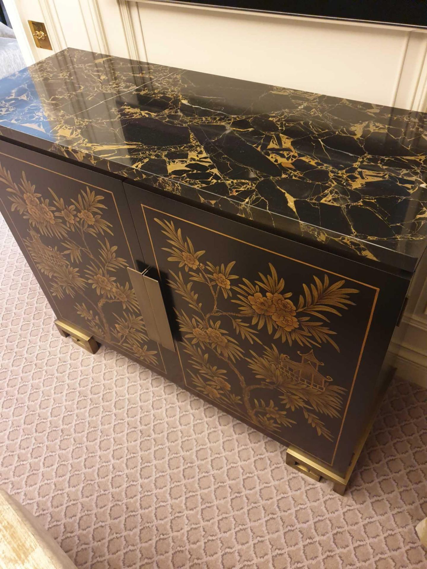 Black Lacquer Hand Decorated Chinoiserie Serpentine Commode By Restall Brown And Clennell The Six - Image 2 of 4