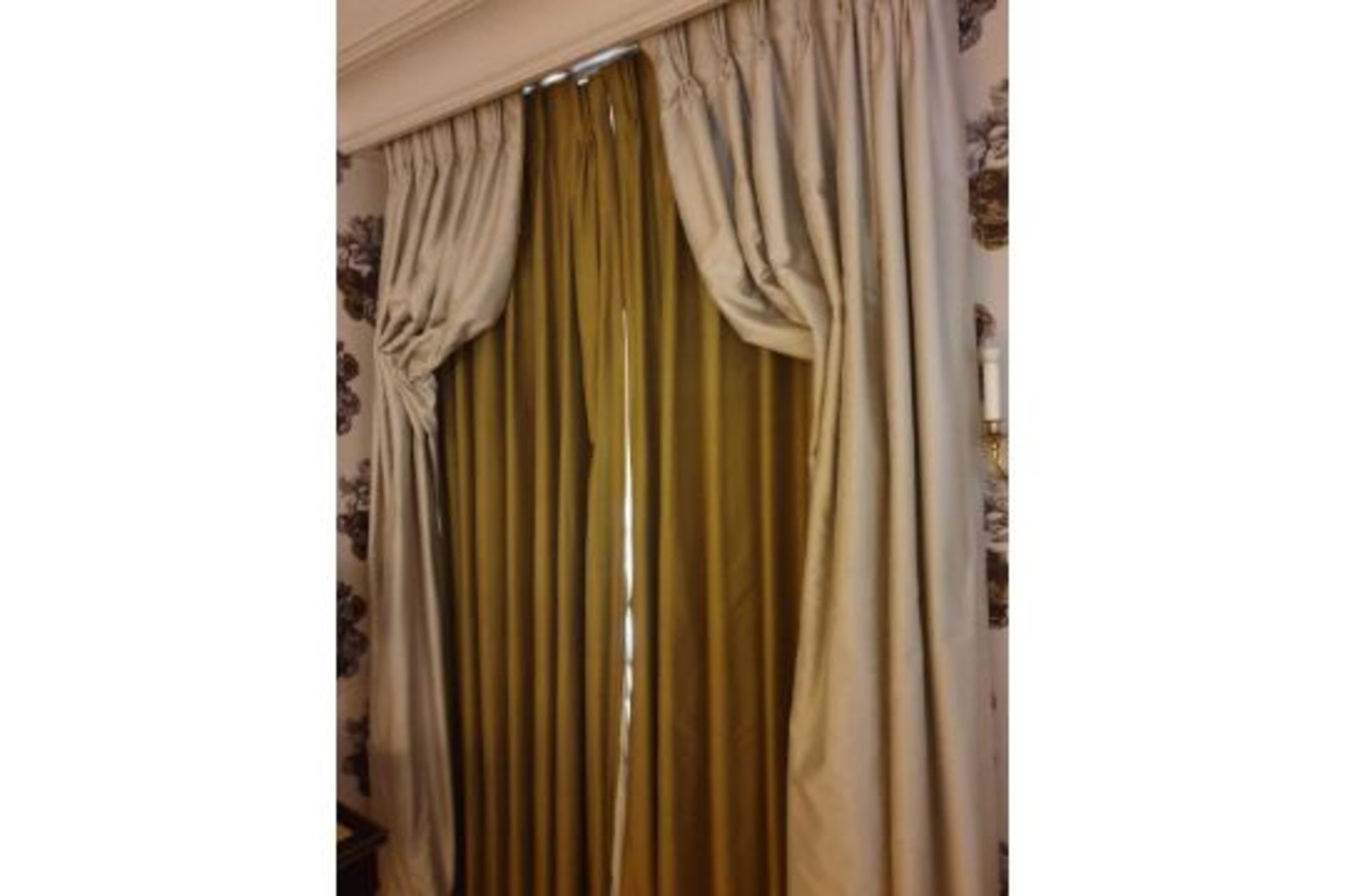 A Pair Of Silk Drapes And Jabots 160 x 250cm (Room 320)