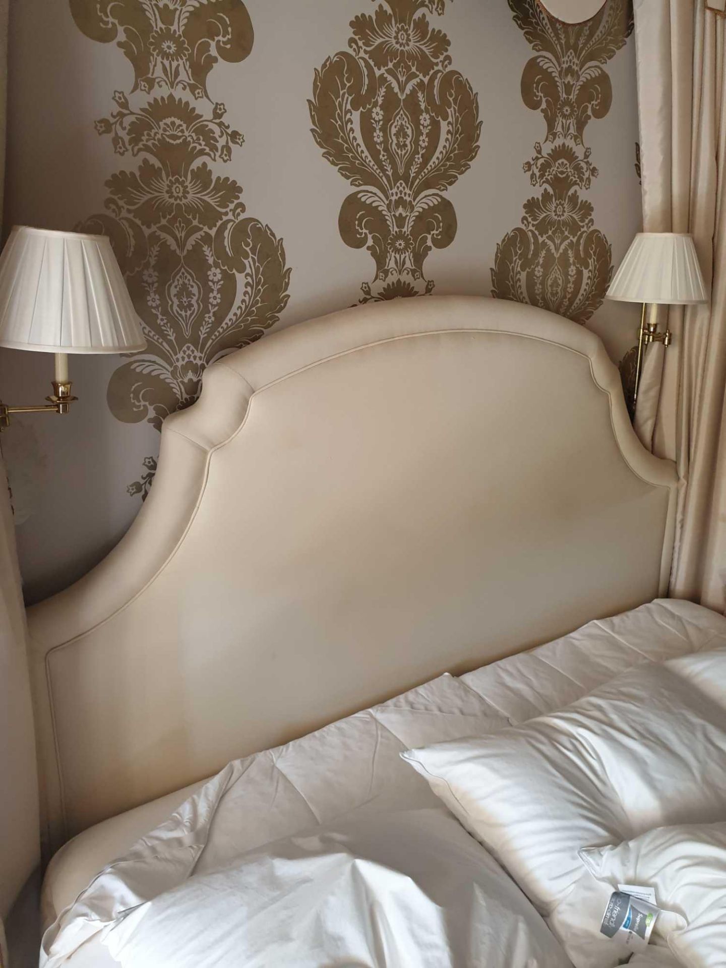 Bed Canopy Cream And Brown Floating Pelmet And Cream Headboard Silk Curtains Fully Lined Outer - Bild 3 aus 5