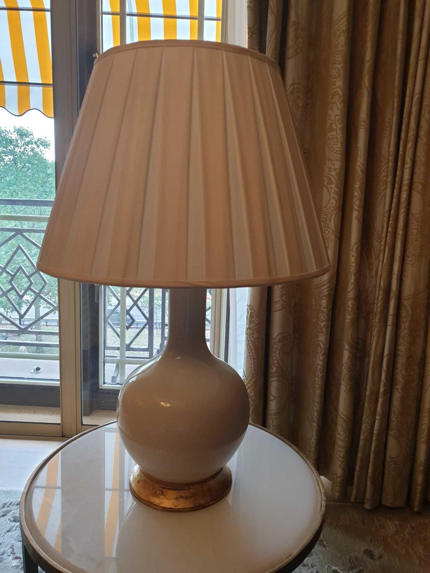 Heathfield And Co Gourd Textured Ceramic Table Lamp With Shade 70cm (Room 310 & 311)