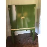 English Georgian Style Green Lacquered Chinoiserie Gilded Cocktail Cabinet Martini Bar Bifold Two