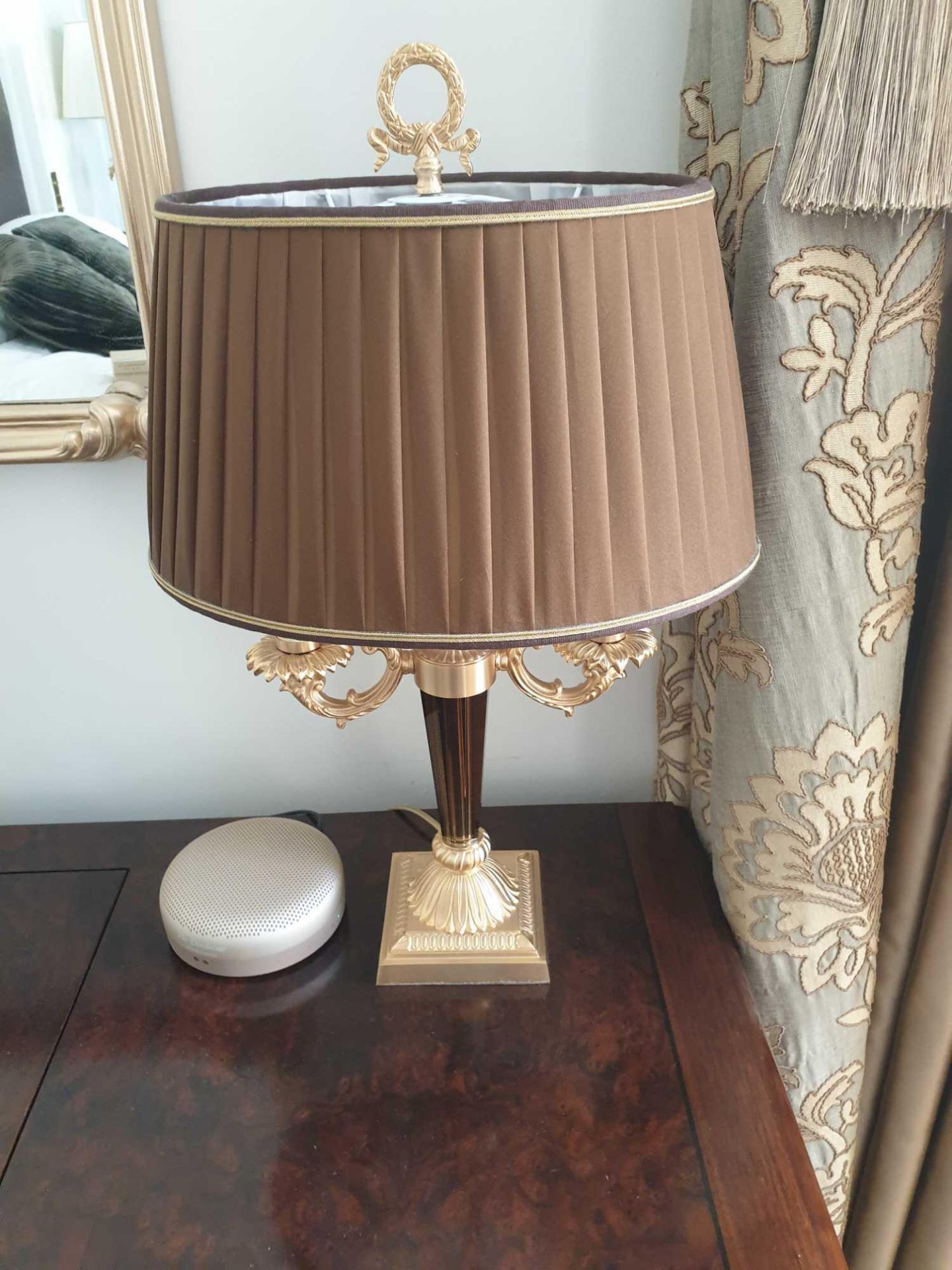 Laudarte Aretusa Twin Arm Table Lamp Bronze Lost-Wax Casting Antique Gilt Bronze Base And Column And