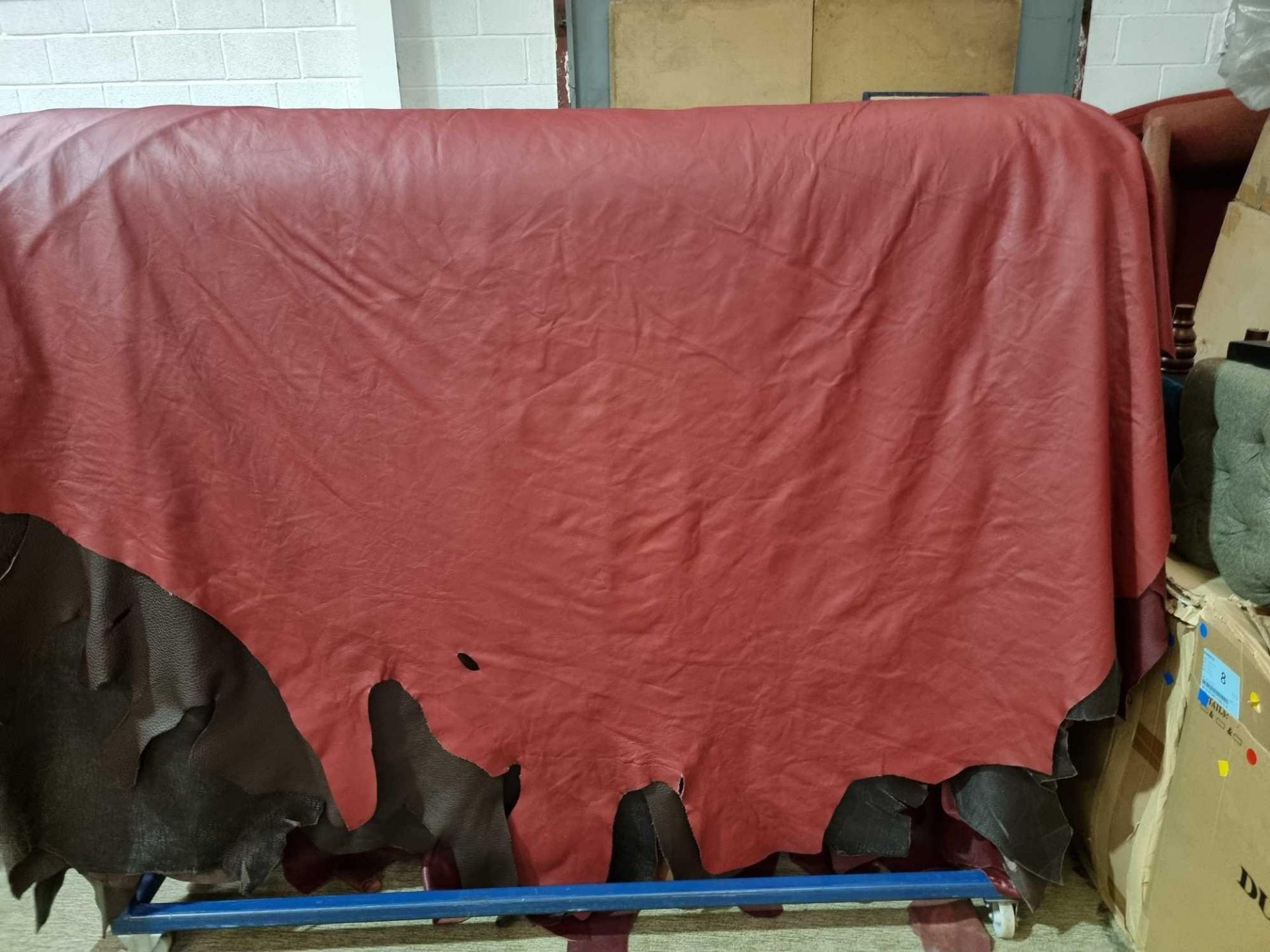 Palazzo Grenadine Leather Hide approximately 5.52mÂ² 2.4 x 2.3cm