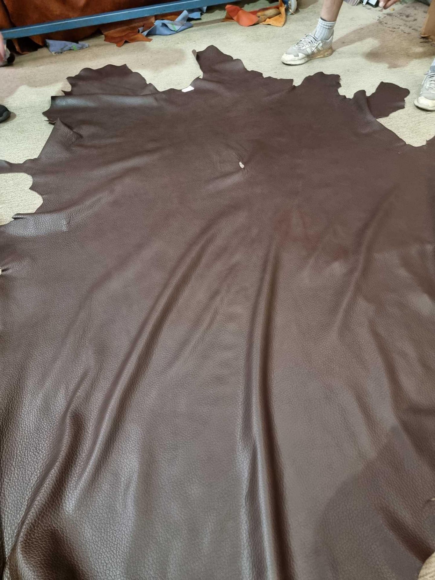 Chocolate 454 Leather Hide approximately 3.74mÂ² 2.2 x 1.7cm - Image 2 of 2