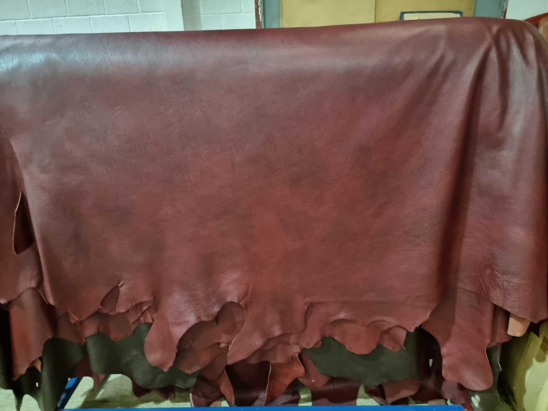 Palazzo Grenadine Leather Hide approximately 4.37mÂ² 2.3 x 1.9cm