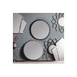 Novia Mirror Silver This Modern Round Wall Mirror Has A Overlapping Silver Coloured Frame As Round