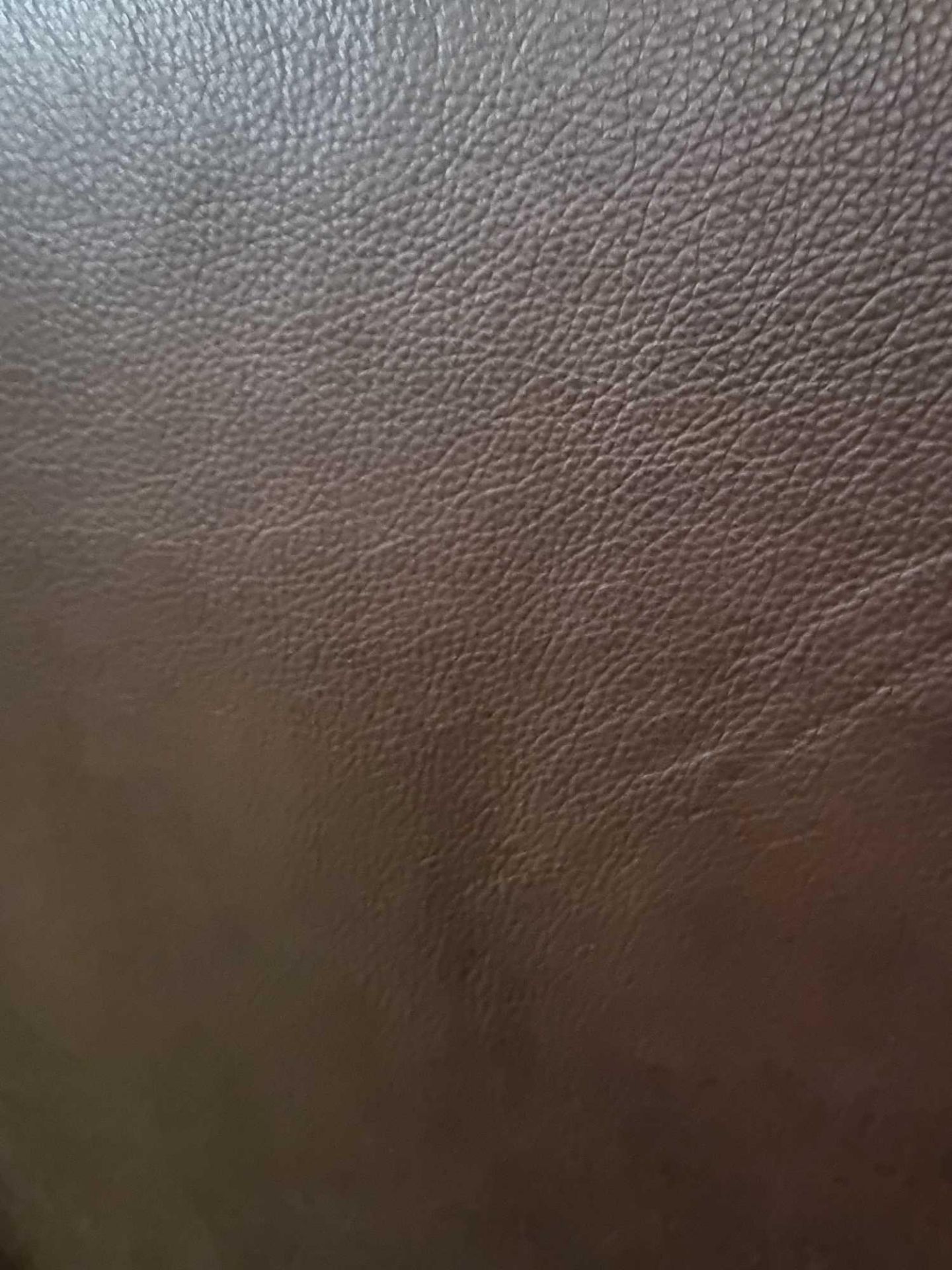 Mastrotto Hudson Chocolate Leather Hide approximately 4.75mÂ² 2.5 x 1.9cm - Image 2 of 3