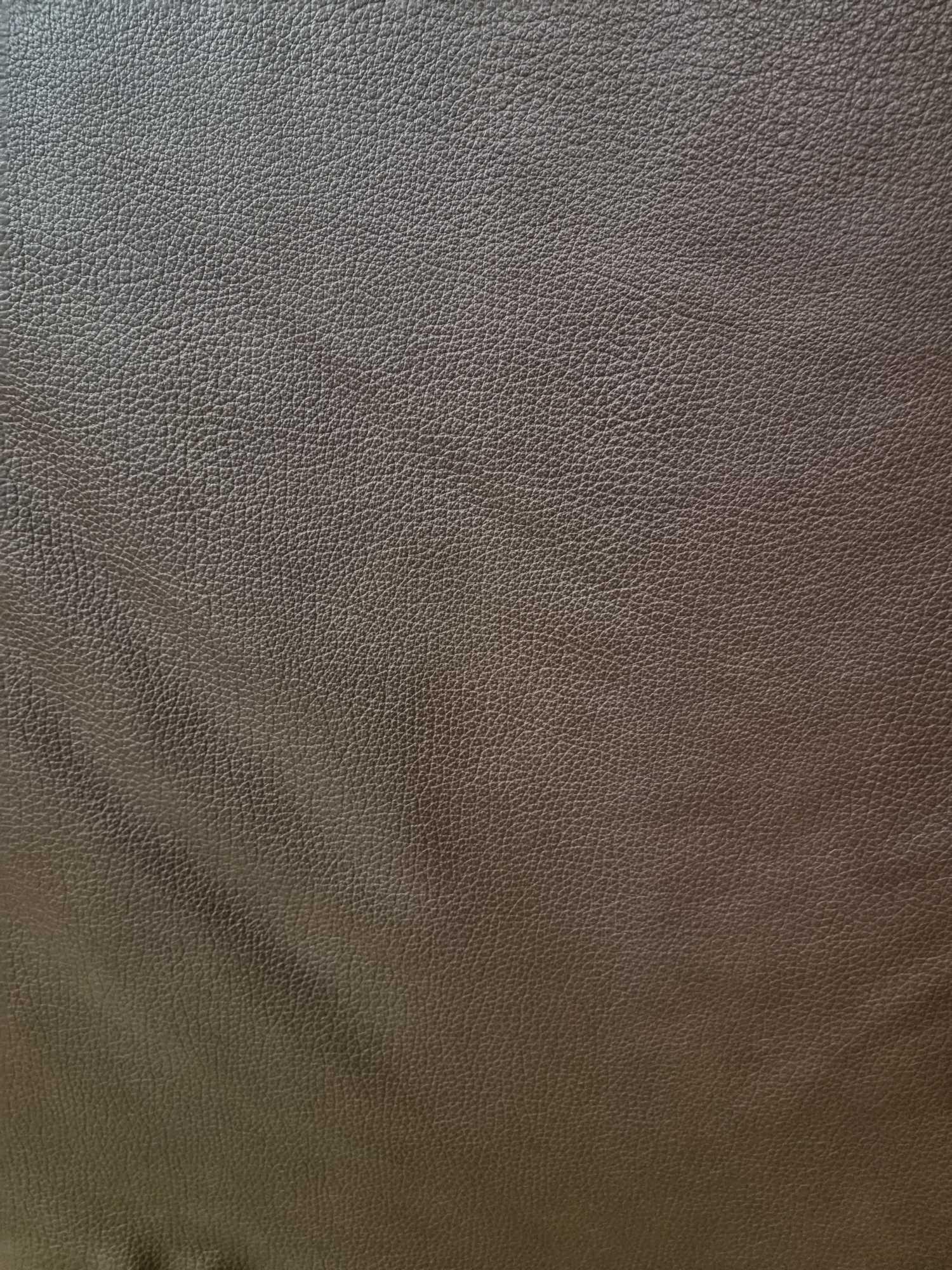 Mastrotto Hudson Chocolate Leather Hide approximately 4.625mÂ² 2.5 x 1.85cm - Image 2 of 3