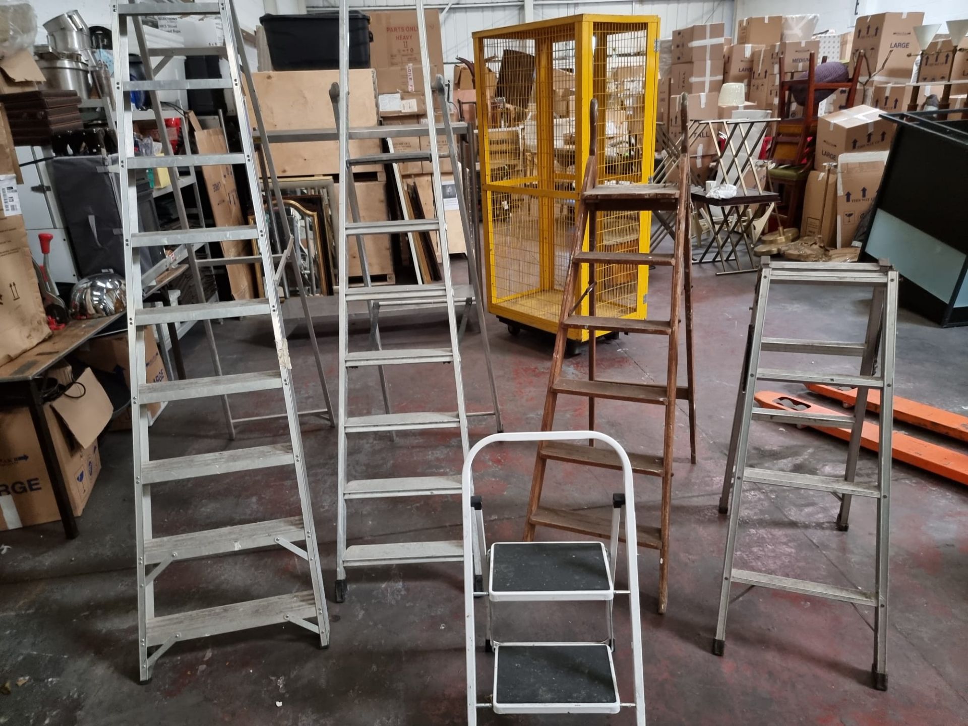 6 x various tradesman step ladders comprises 4 x various auminium tread ladders 1 x small step up