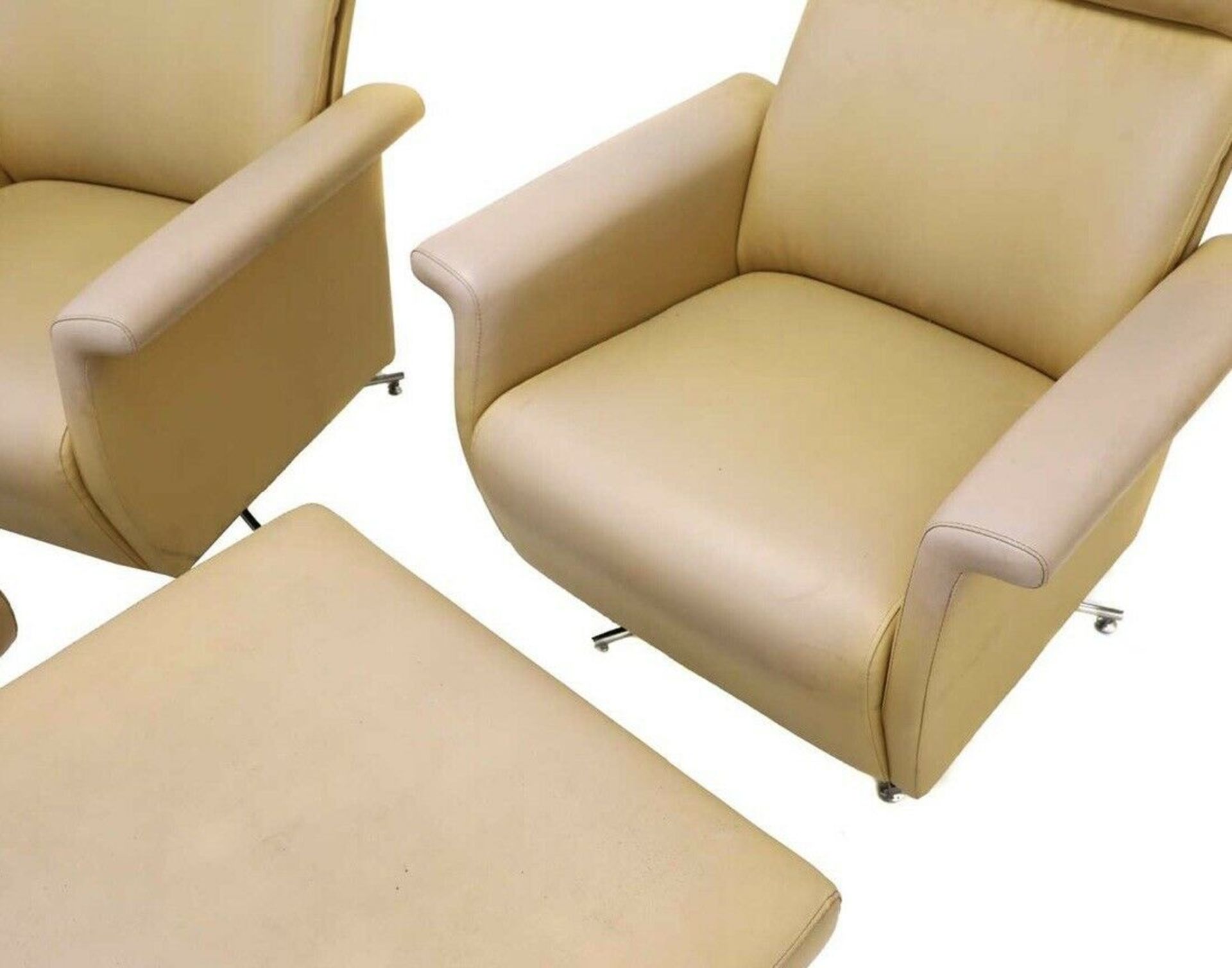 A pair of La Cividina Italy Leather high back contemporary swivel relaxer chairs complete with - Image 7 of 11