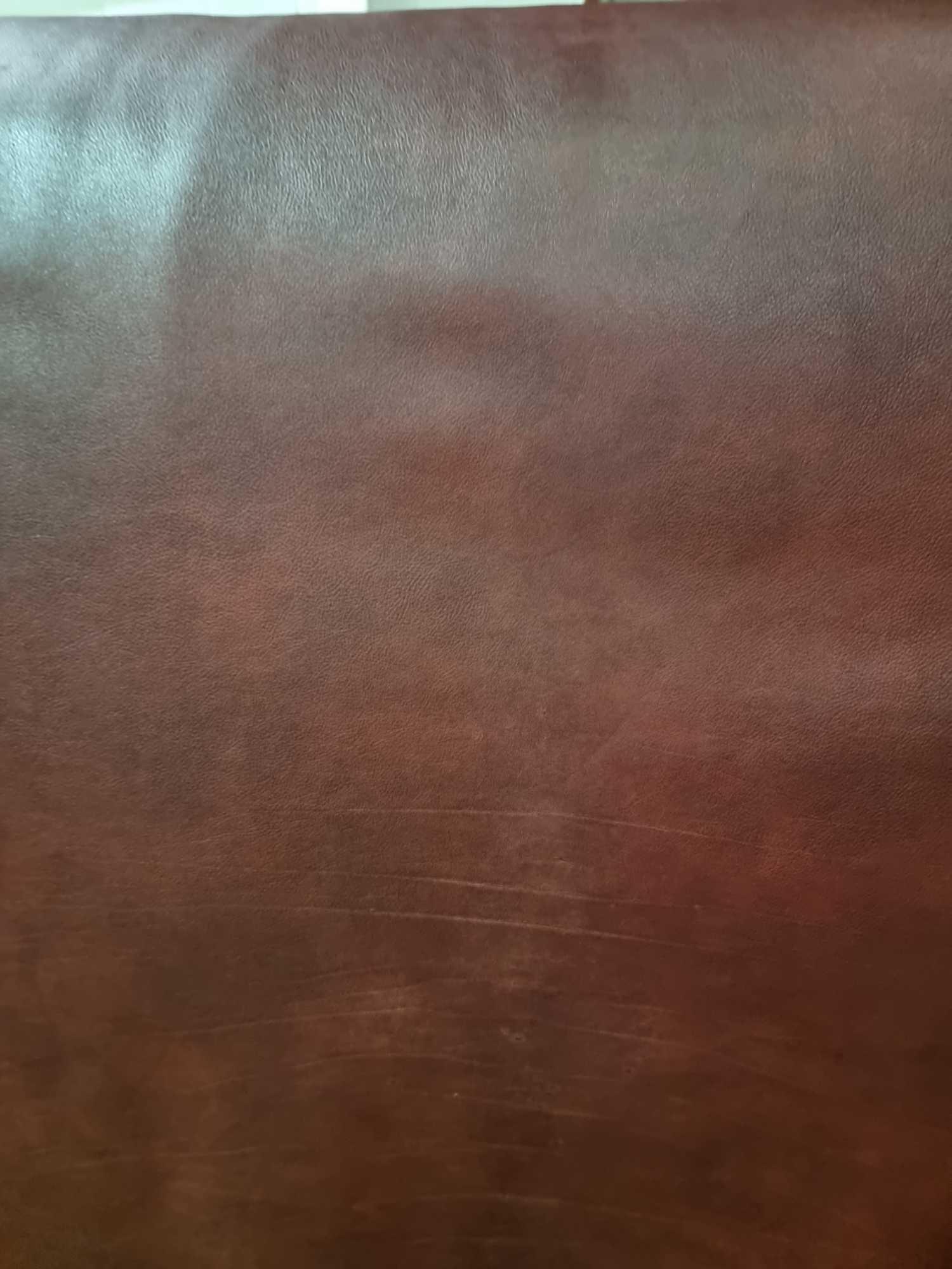 Palazzo Grenadine Leather Hide approximately 4.07mÂ² 2.2 x 1.85cm - Image 2 of 2