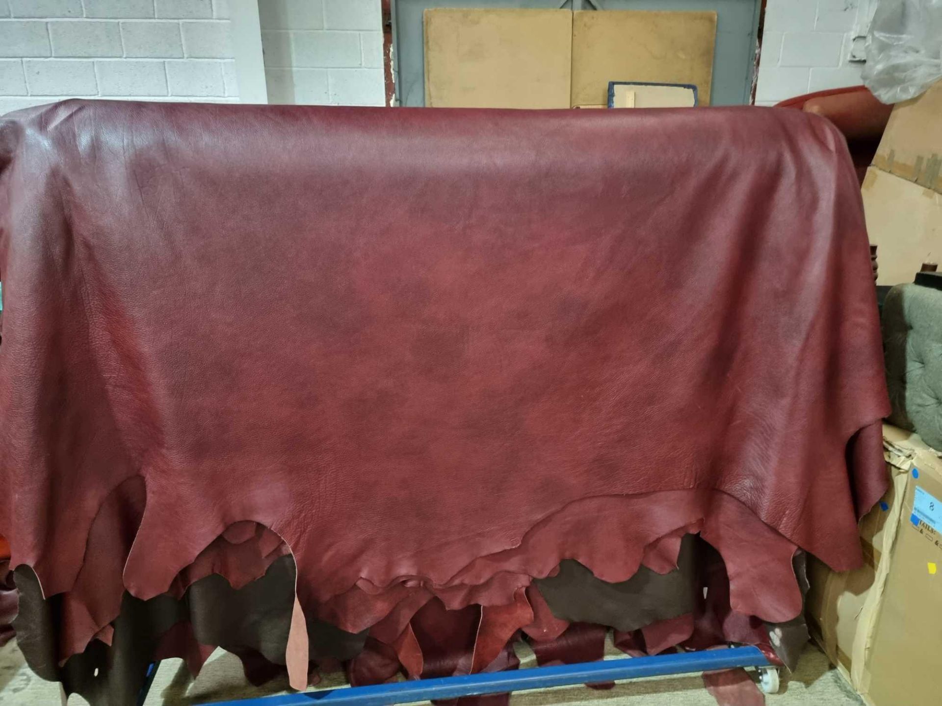 Palazzo Grenadine Leather Hide approximately 3.99mÂ² 2.1 x 1.9cm