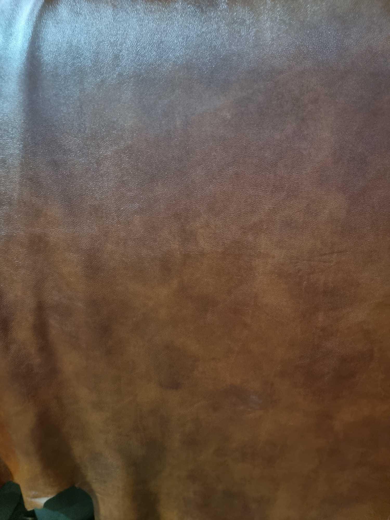 Brown Leather Hide approximately 4.75mÂ² 2.5 x 1.9cm - Image 2 of 2