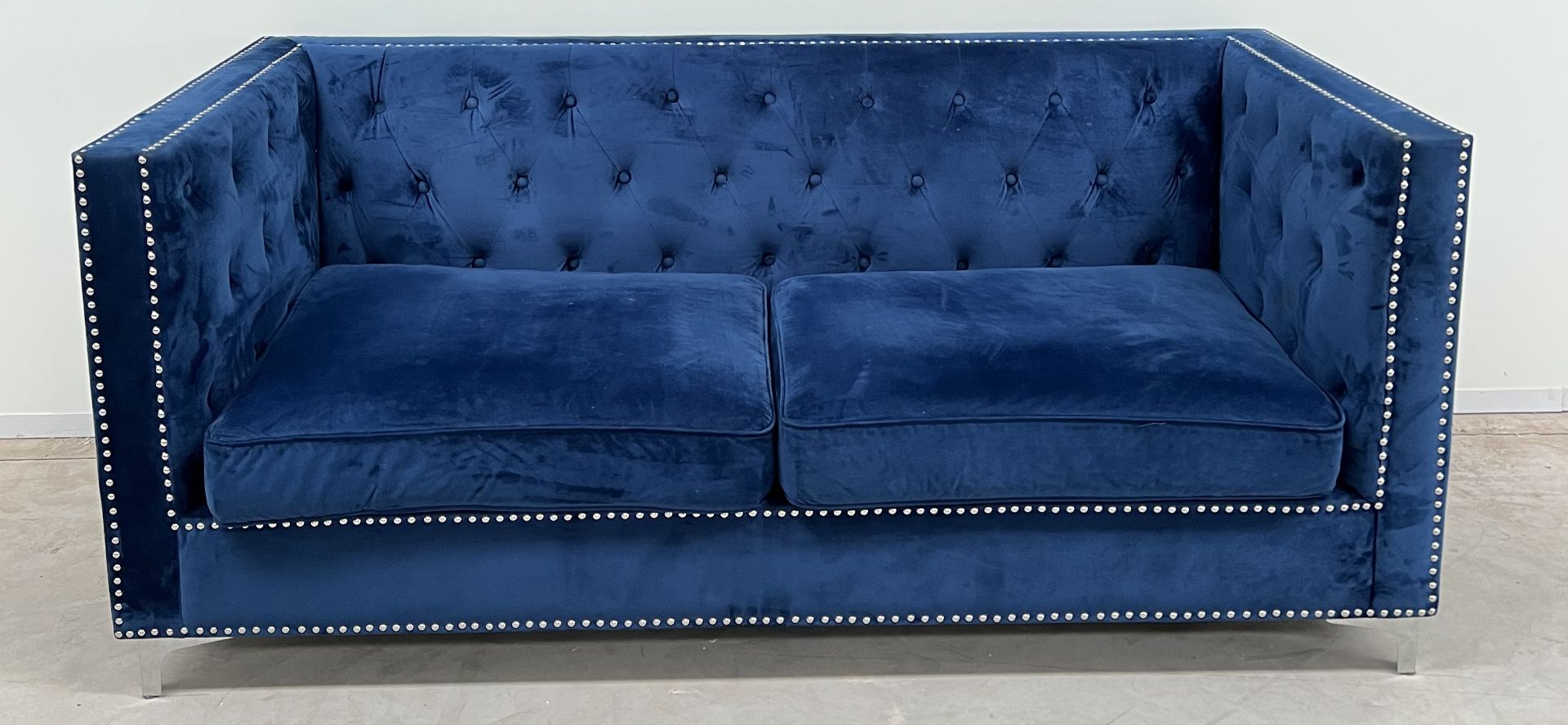 New York Blue Velvet 3 Seater Sofa The New York Collection Gives A Modern Twist On The - Image 2 of 3