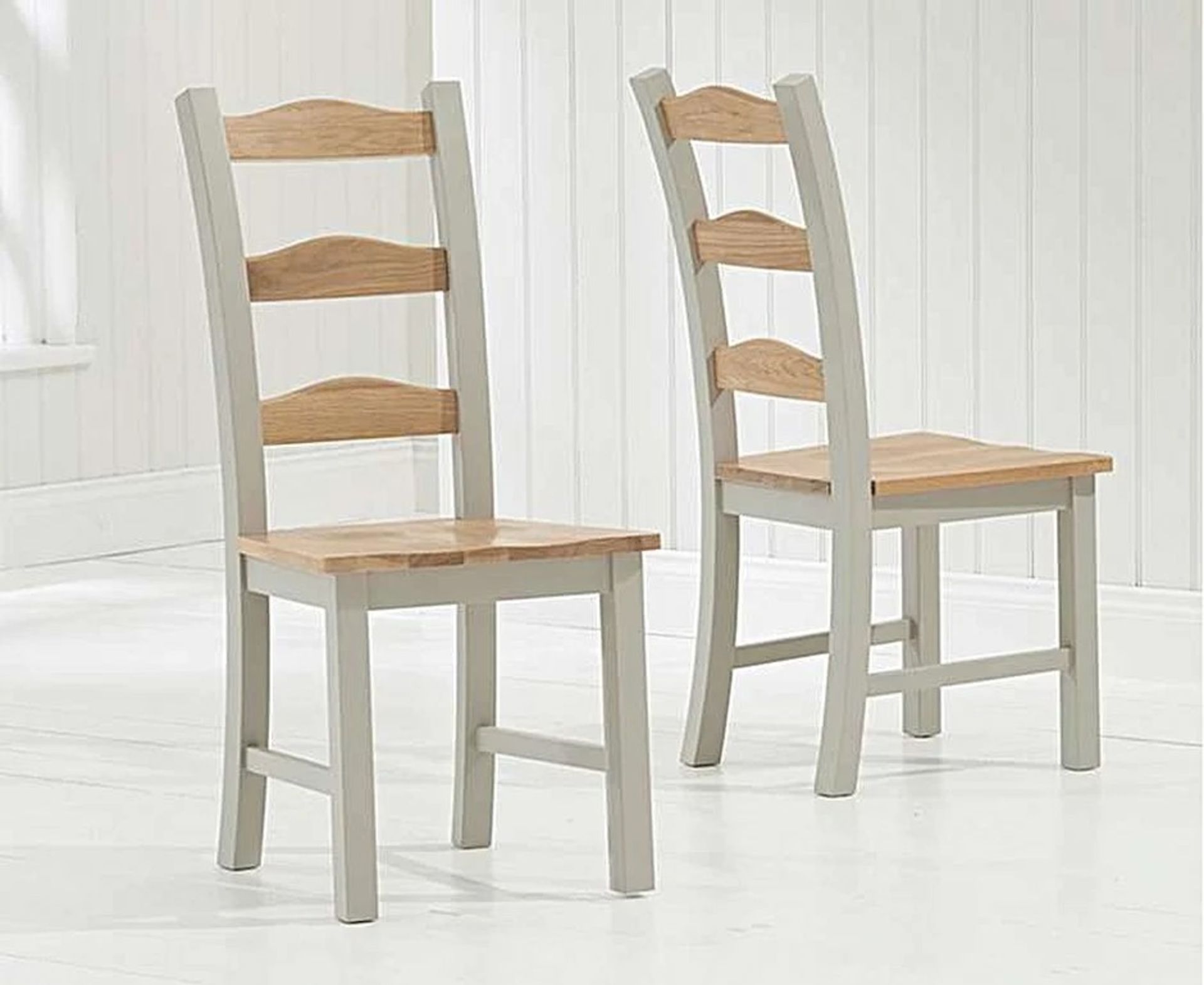 A set of 5 x Somerset Oak and Grey Dining Chairs The Somerset collection is a charming example of