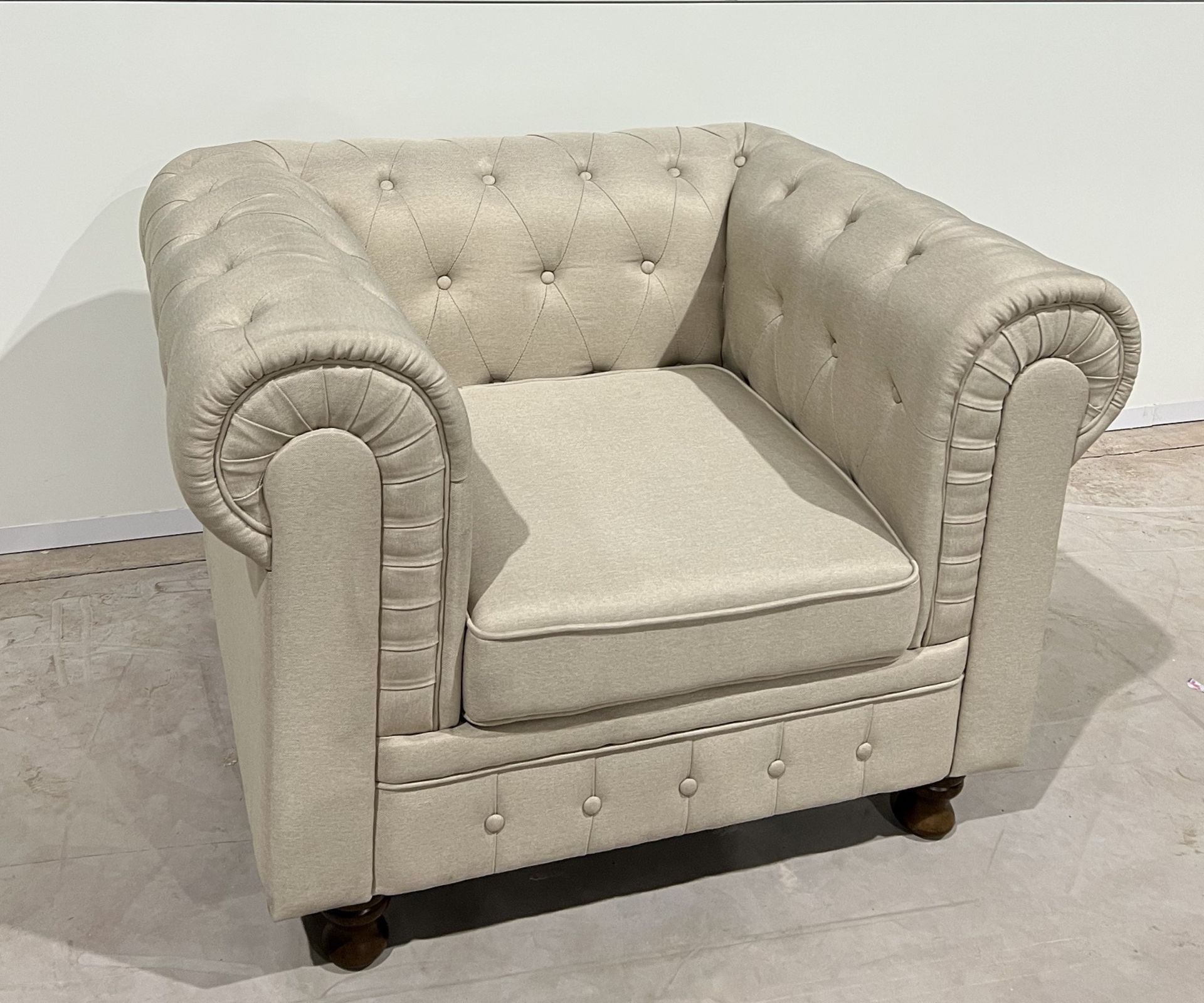 Natural Linen Chesterfield Style Armchair The Traditional Rolling Armrests And A Sumptuously Deep- - Image 2 of 2