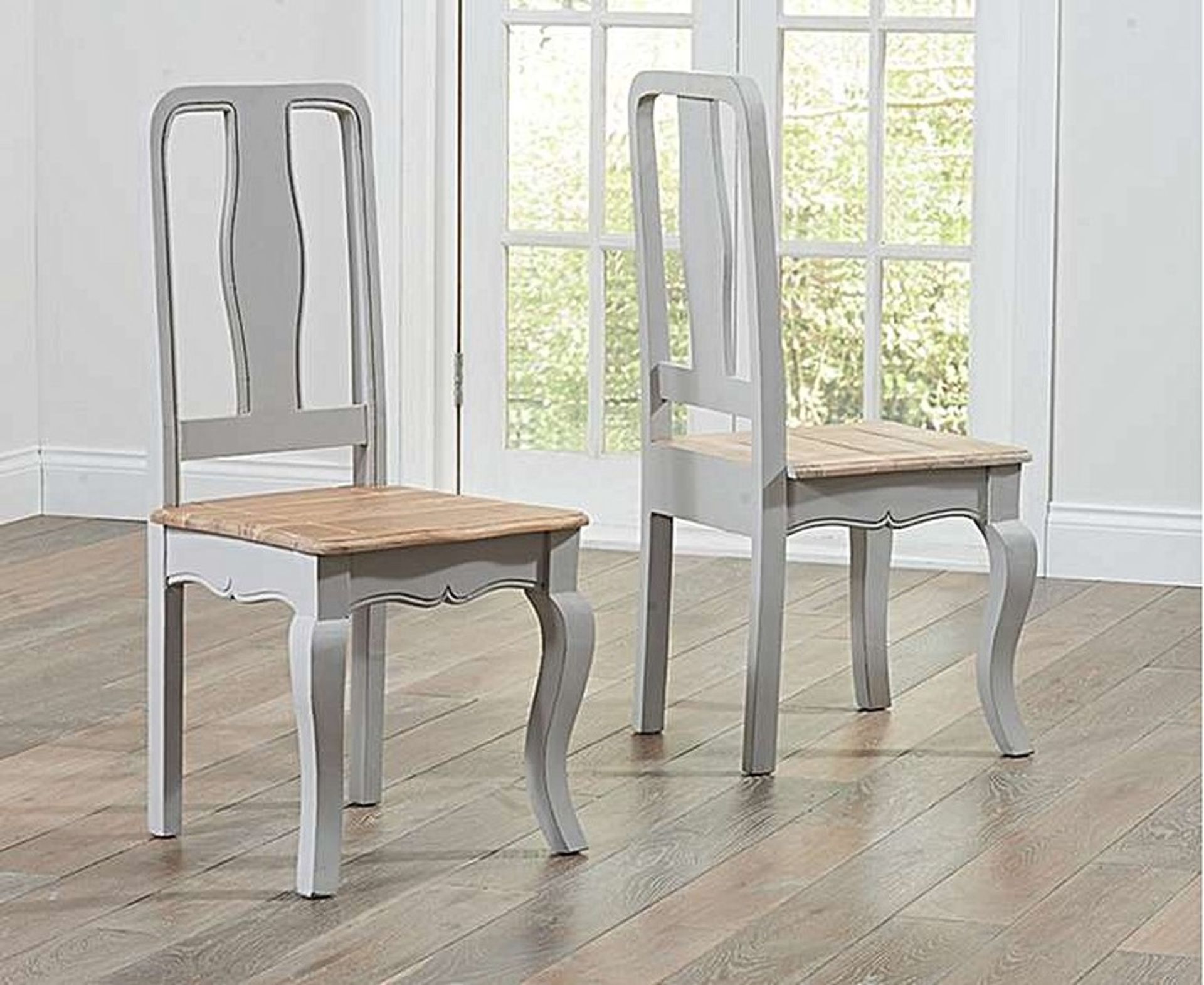 Parisian Grey Shabby Chic Dining Chair has decidedly feminine curves. Exquisitely crafted in accacia