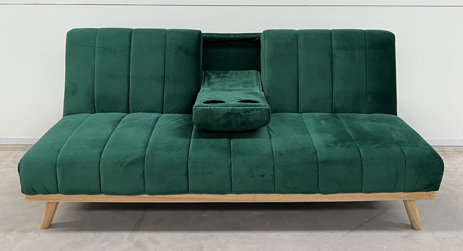 Etta Green Velvet 3 Seater Fold Down Sofa Bed Combines An Exciting Contemporary Shape With - Image 2 of 4