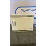 23 Litre Single-Door Automatic Mini Hot Heated Towel Sterilizer Towel Warmer Cabinet for Beauty