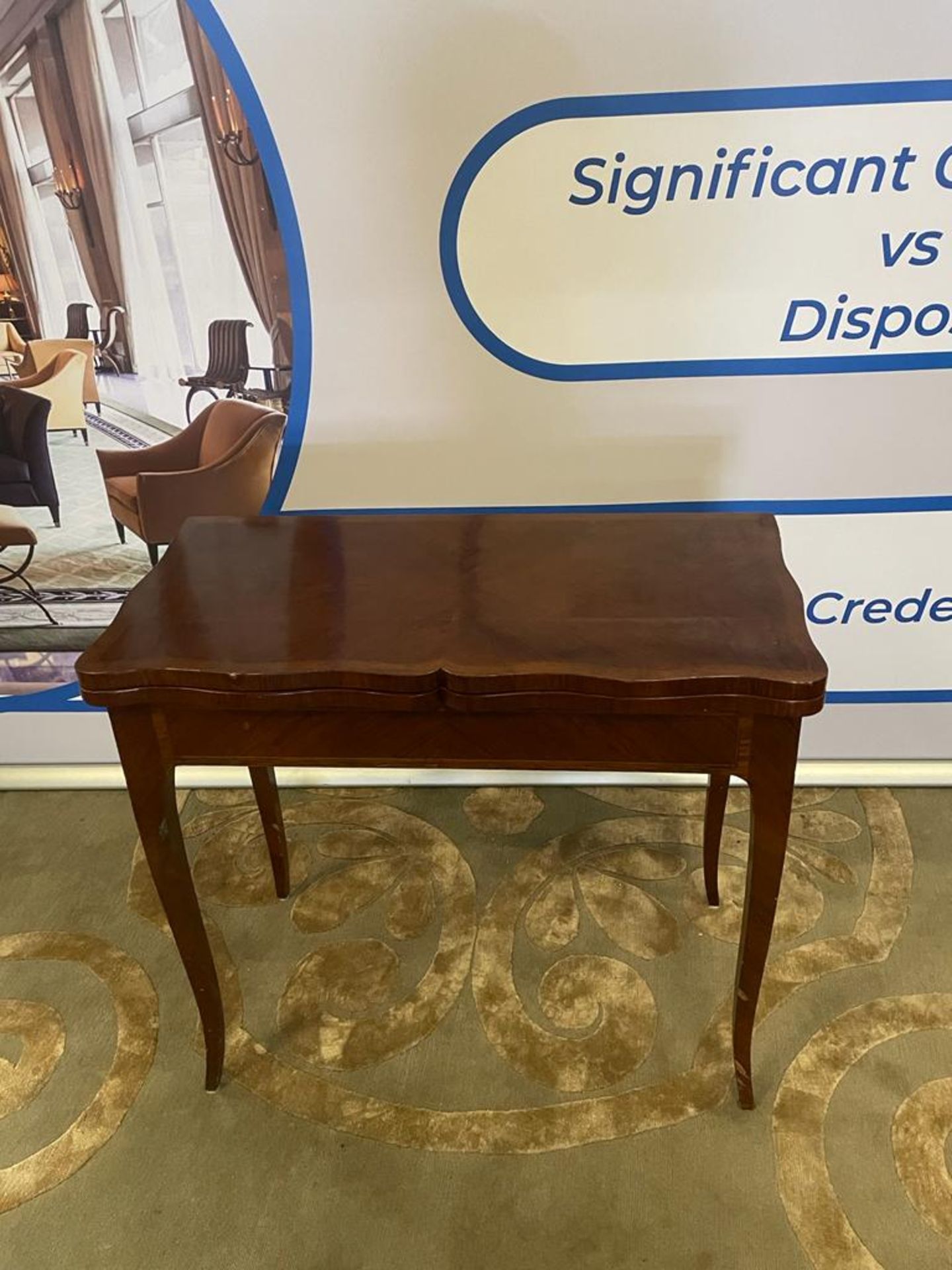 Mahogany card table the scalloped top mounted on tapering legs 85 x 43 x 76cm