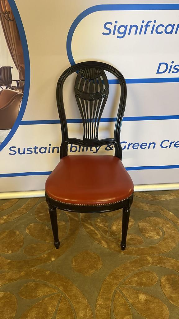 Leather Side Chair Carved Vasiform Splat red/brown Leather Seat Pad With Stud Pin Detail 45 x 48 x