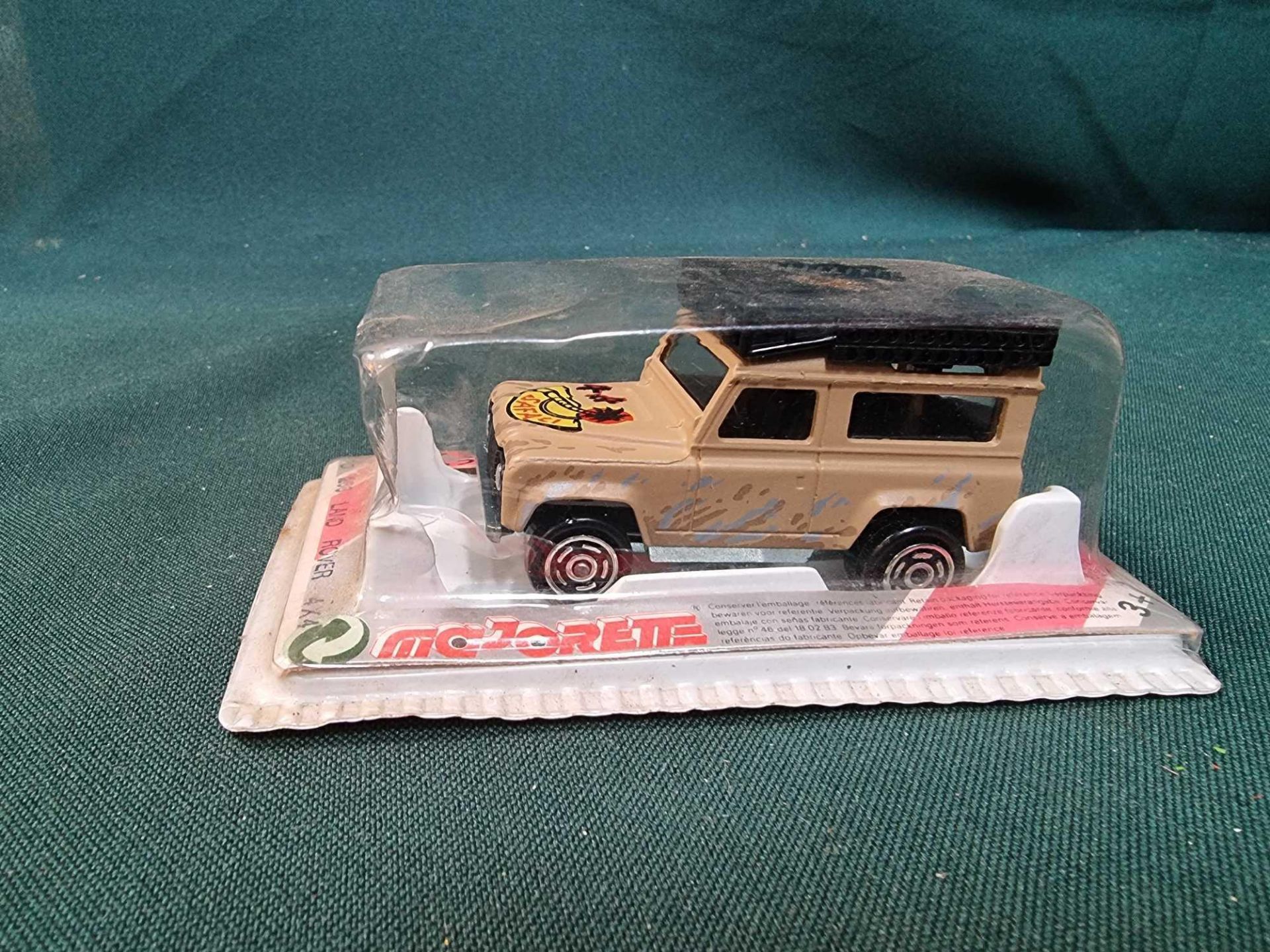 6 X Majorette Diecast Models In Bubble Card Comprising Of #233 Renault Express Van #266 Land - Image 6 of 7