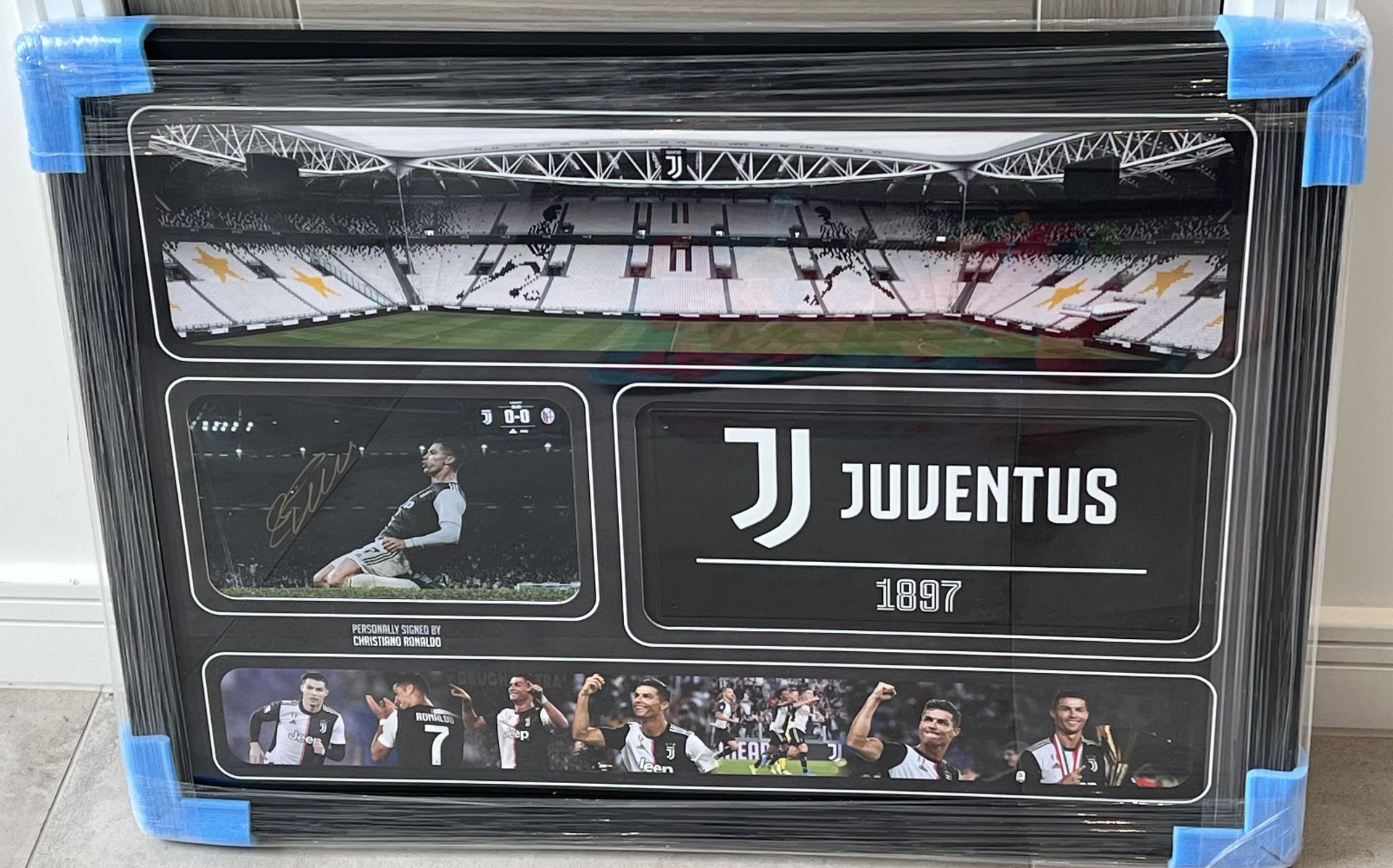 Authentic signed presentation hand signed by Cristiano Ronaldo playing for. Juventus. The signed - Image 2 of 15