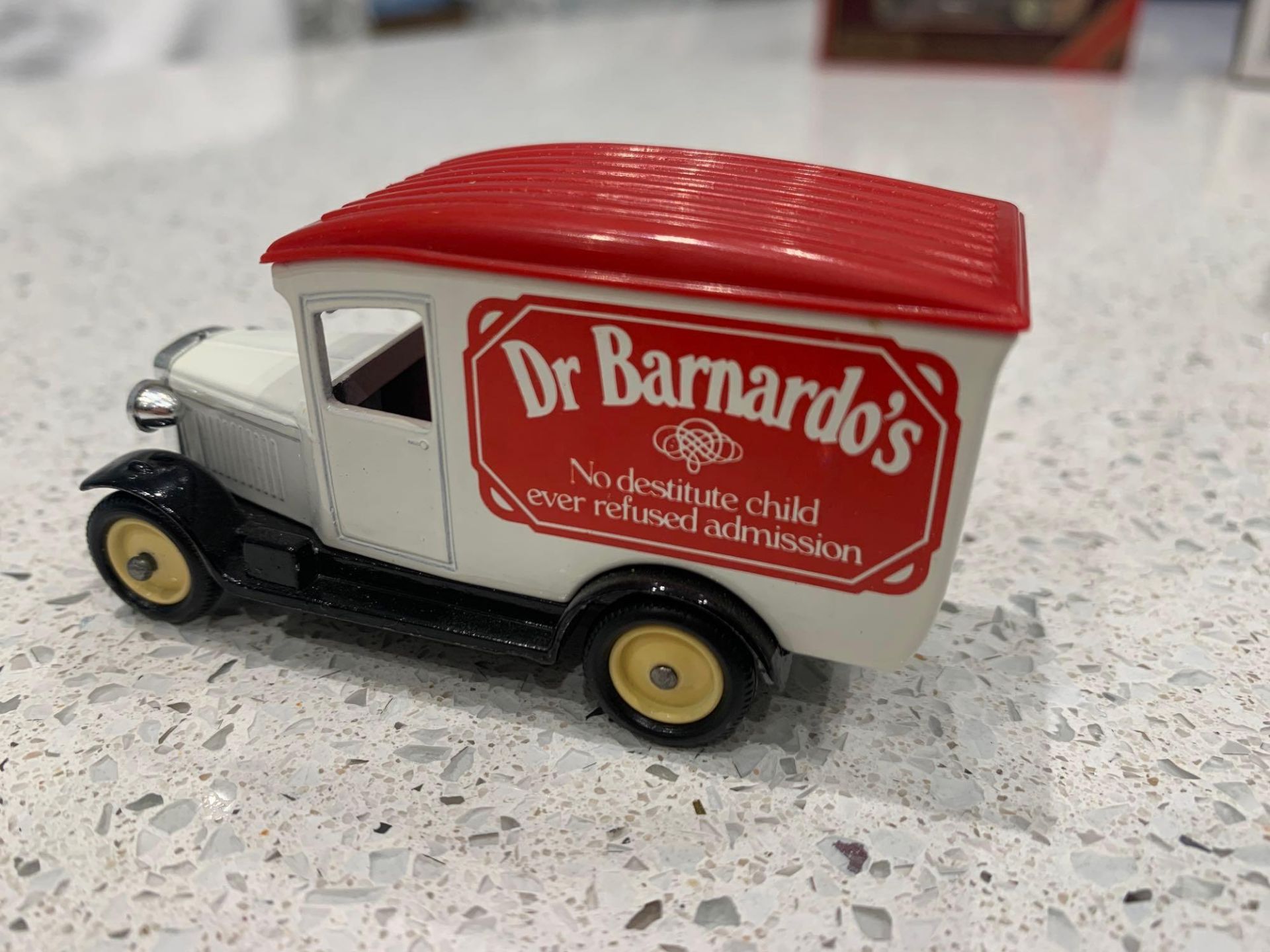 lledo limited edition Dr Barnardos Van LLEDO - DAYS GONE - 1934 CHEVROLET DELIVERY VAN - DR - Image 4 of 5