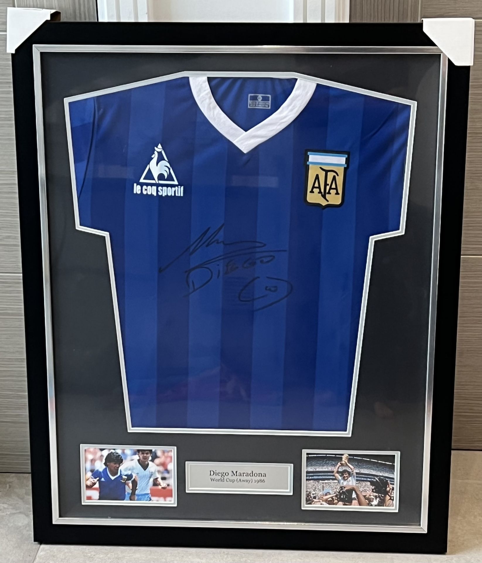 Hand signed Argentina World Cup 1986 away blue football shirt by Diego Maradona presented within a - Image 8 of 18