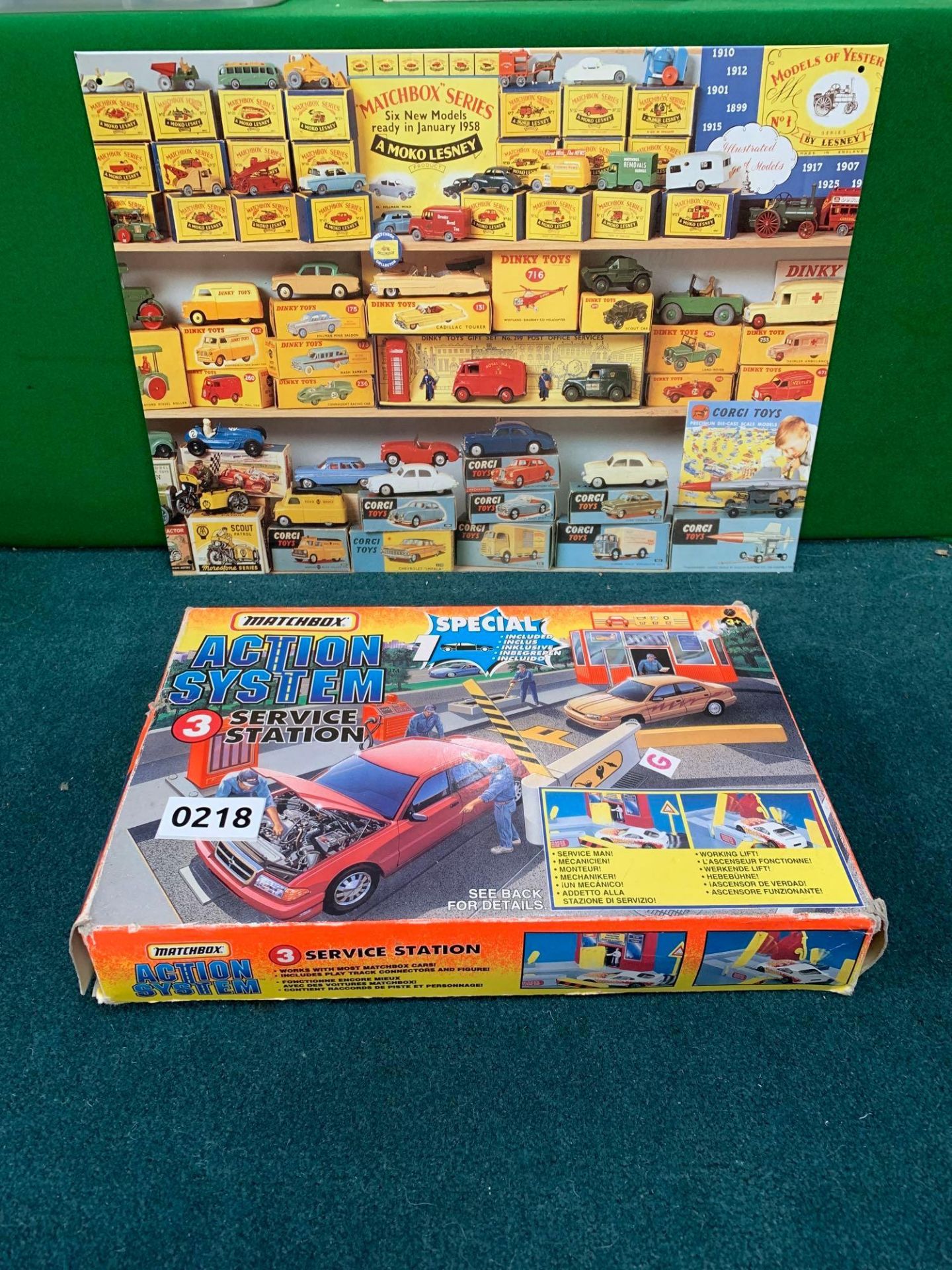 1996 Matchbox Action System No3 Service Station Set