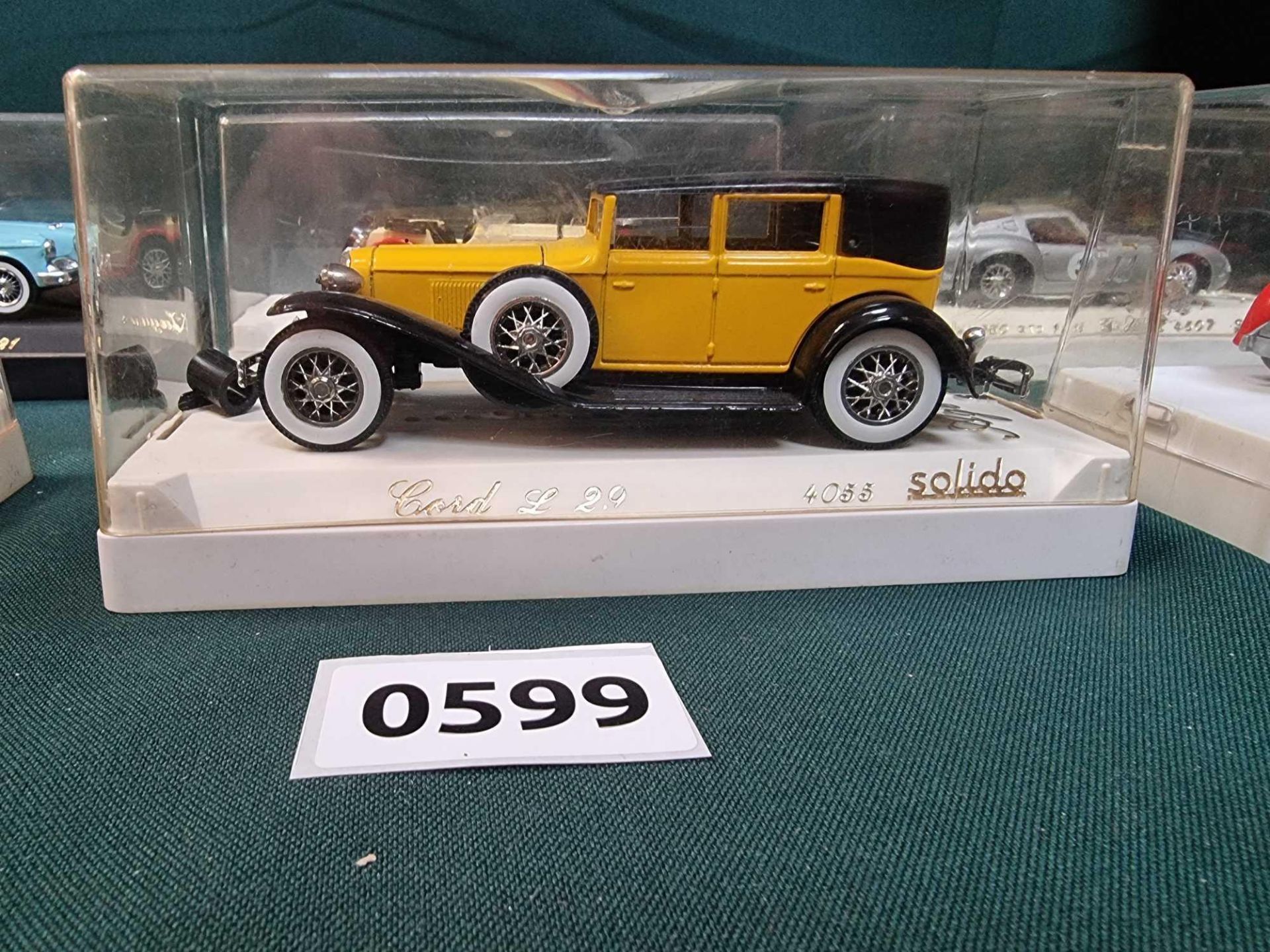 6 X Solido 1/43 Scale Various Diecast Models In Acrylic Cases - Bild 3 aus 7