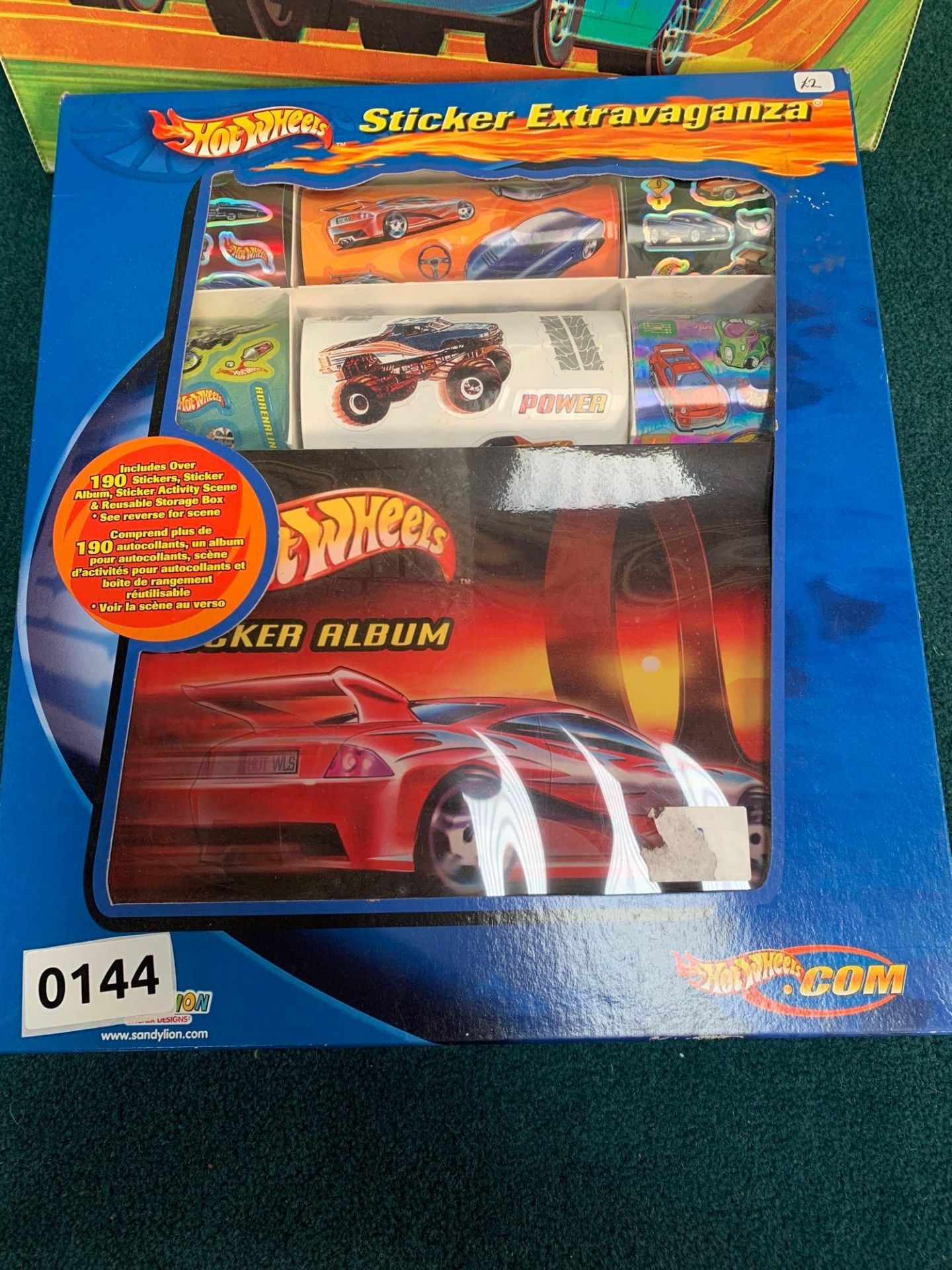 Hot Wheels Sticker Album With 2 X Carry Playset Cases - Image 3 of 9