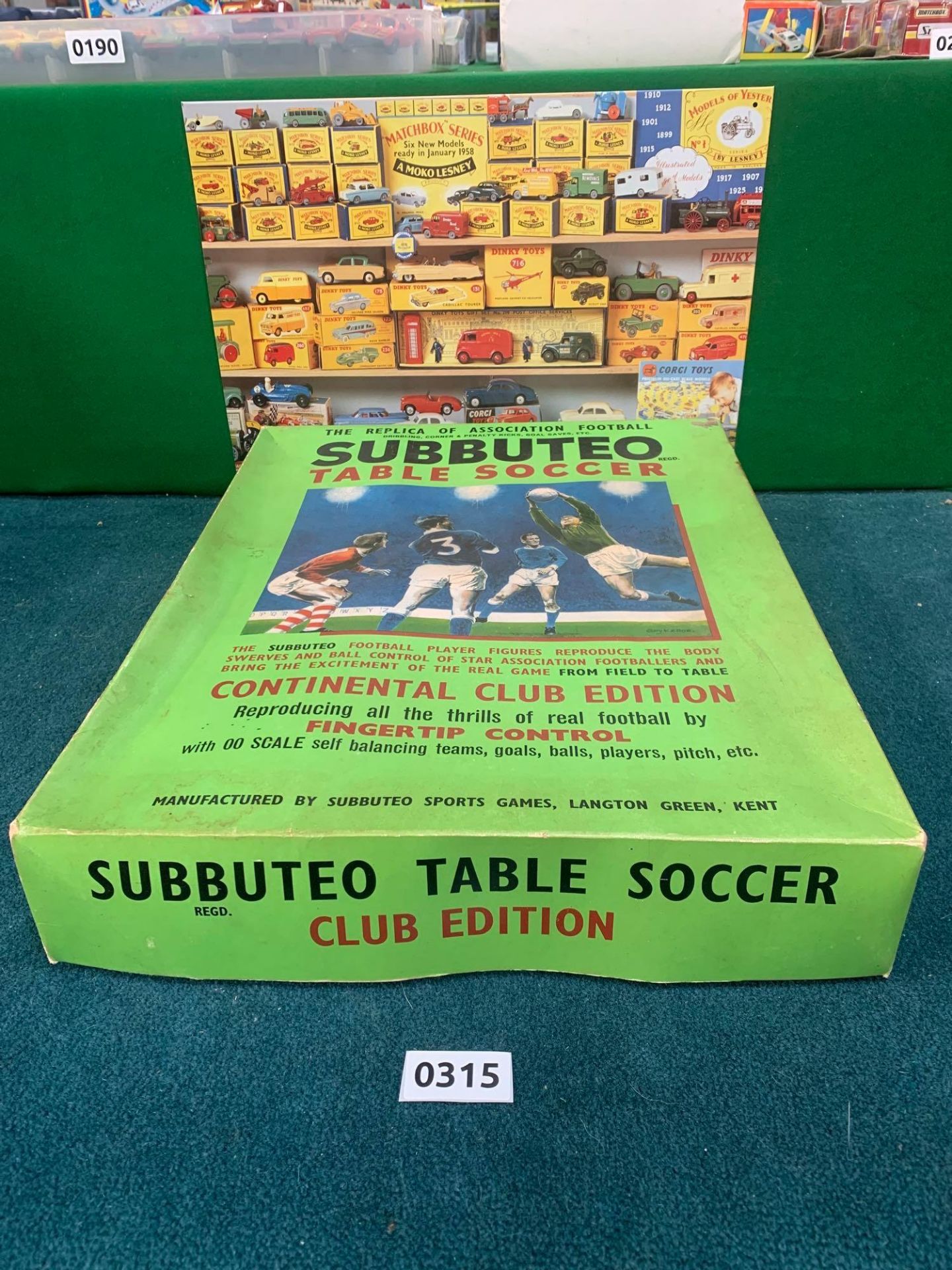 Subbuteo Table Soccer 1970s Continental Club Edition Blue And Red Team Is Two White Footballs