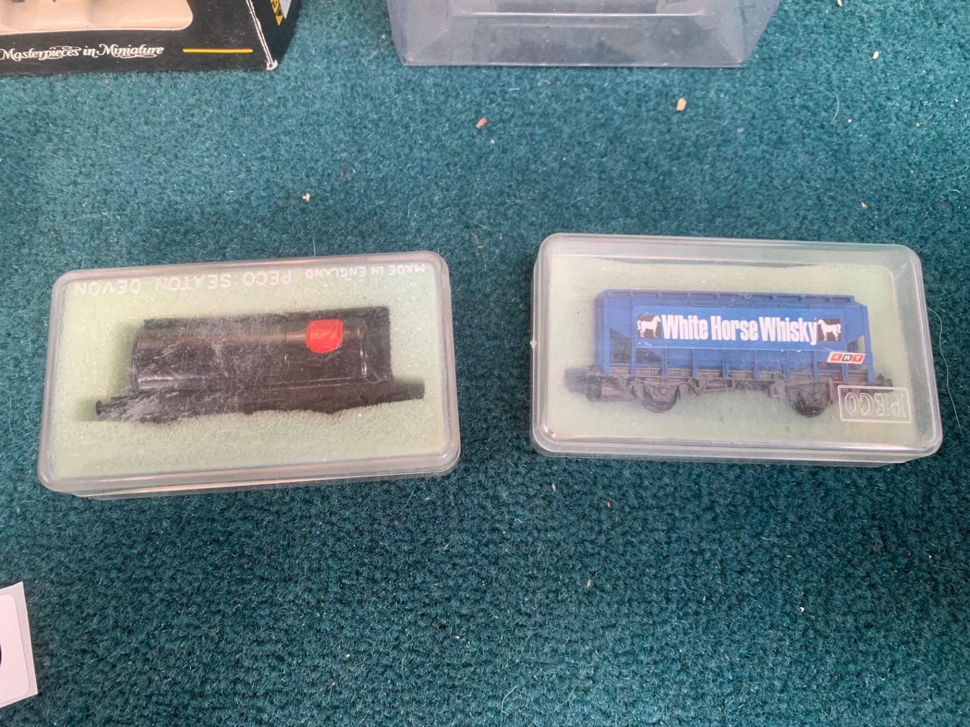 9 X Miniature Railway Models Includes Graham Farrish Models And PECO Models Carriageways Trains - Image 5 of 12