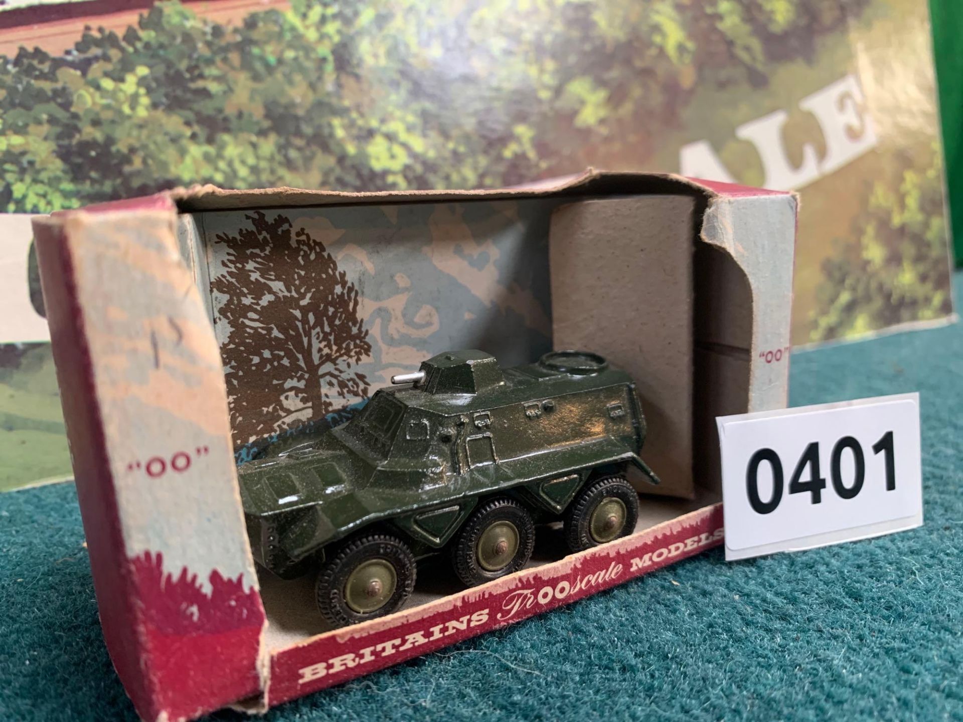 Britains Lilliput Vehicle Series LV/615 Saracen Armoured Personnel Carrier Series No 884412&Nbsp; - Image 6 of 8