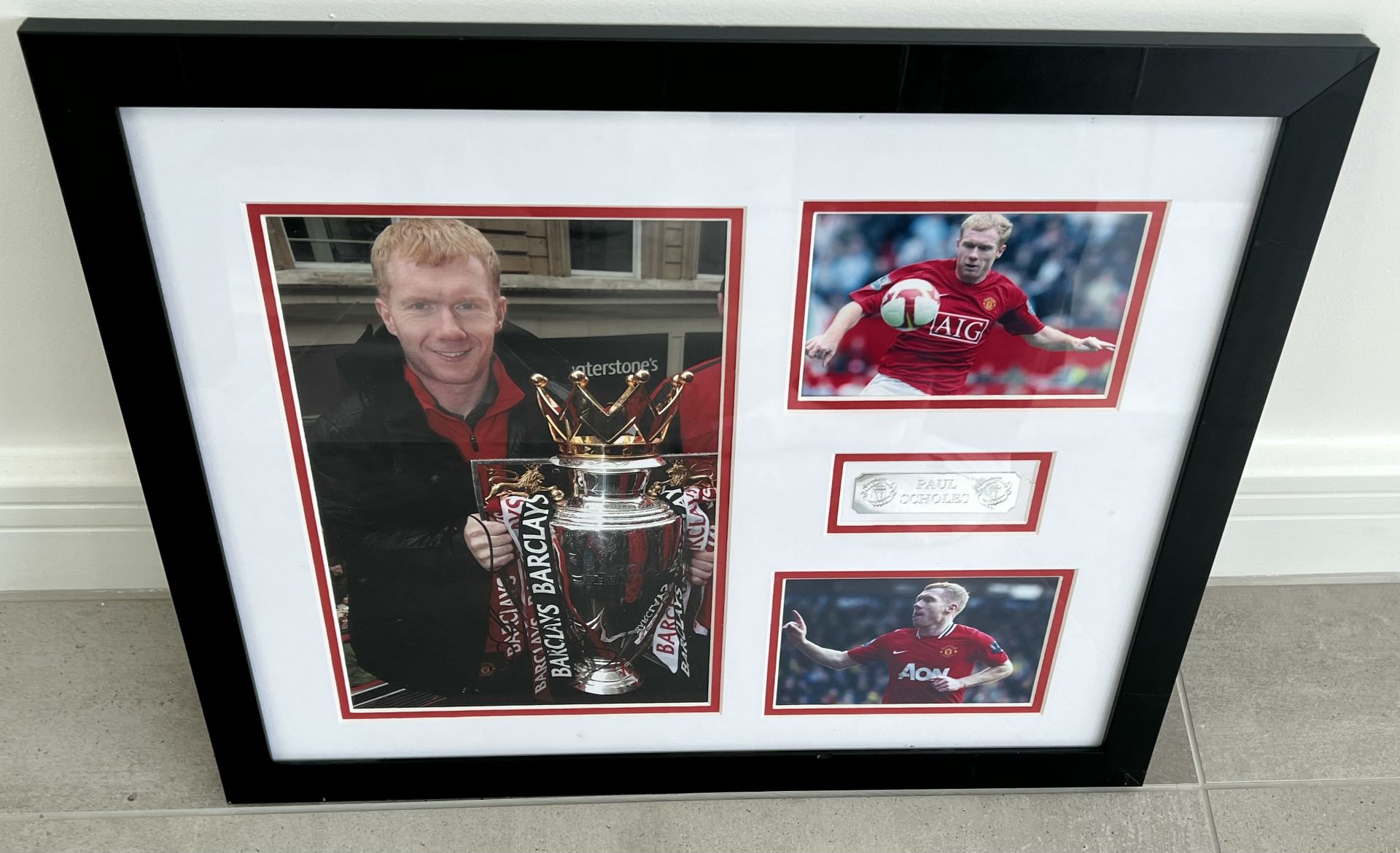 Hand signed Paul Scholes presentation featuring him with the Premier League winners trophy for - Image 4 of 6