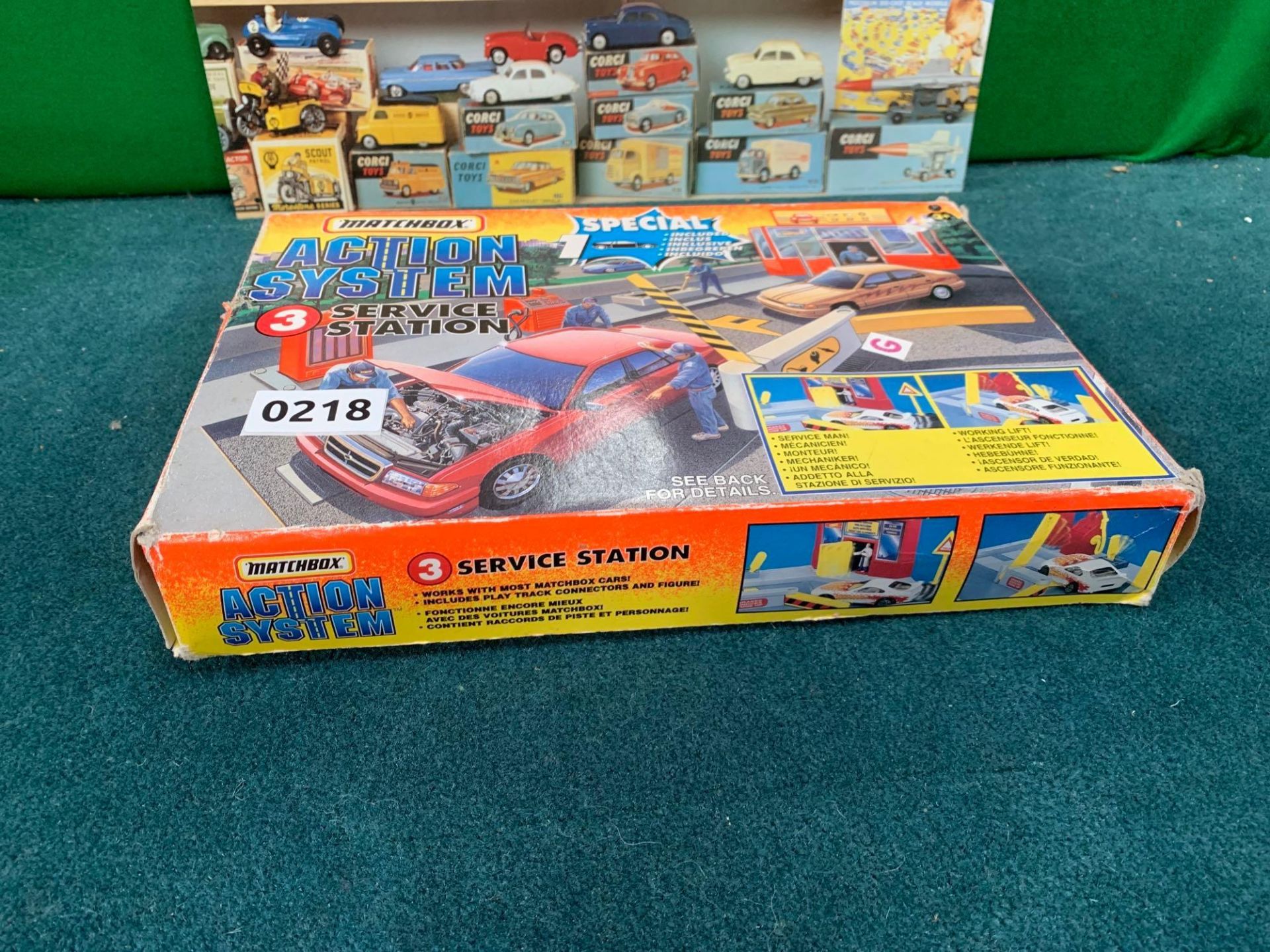 1996 Matchbox Action System No3 Service Station Set - Image 4 of 6