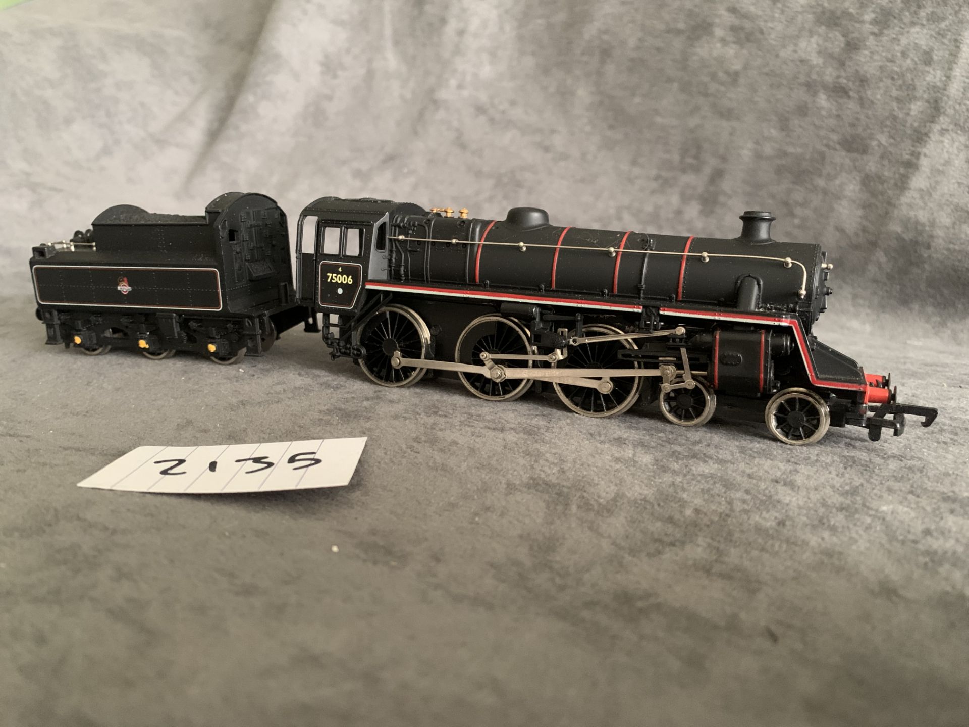Mainline 37052 Class 4MT 4-6-0 75006 In BR Black With Early Emblem OO Gauge (1:76 Scale) - Bild 5 aus 5