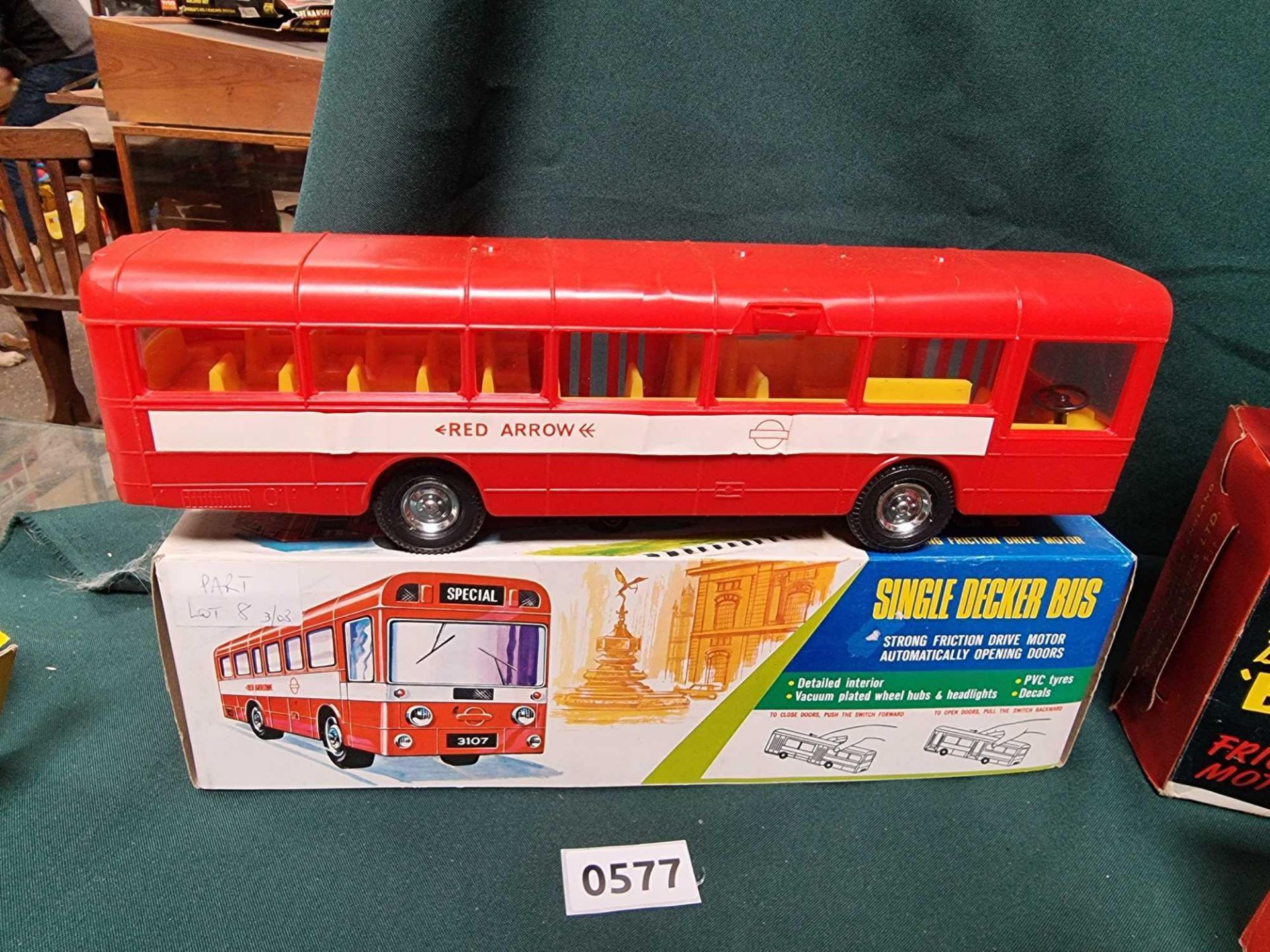 4 Vintage Plastic Bus Toys Comprising Of NFIC Plastic Model No.3107 "Red Arrow" Single Decker, Coral - Bild 3 aus 5