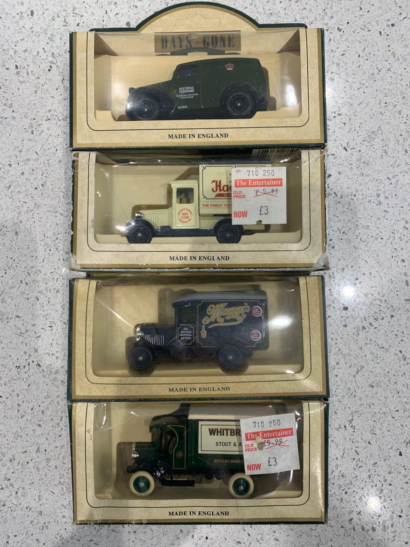 4 X Lledo Models (1) DG58000, Morris Z Van, Post Office Telephones. (2)Lledo Hamleys The Finest - Bild 2 aus 4