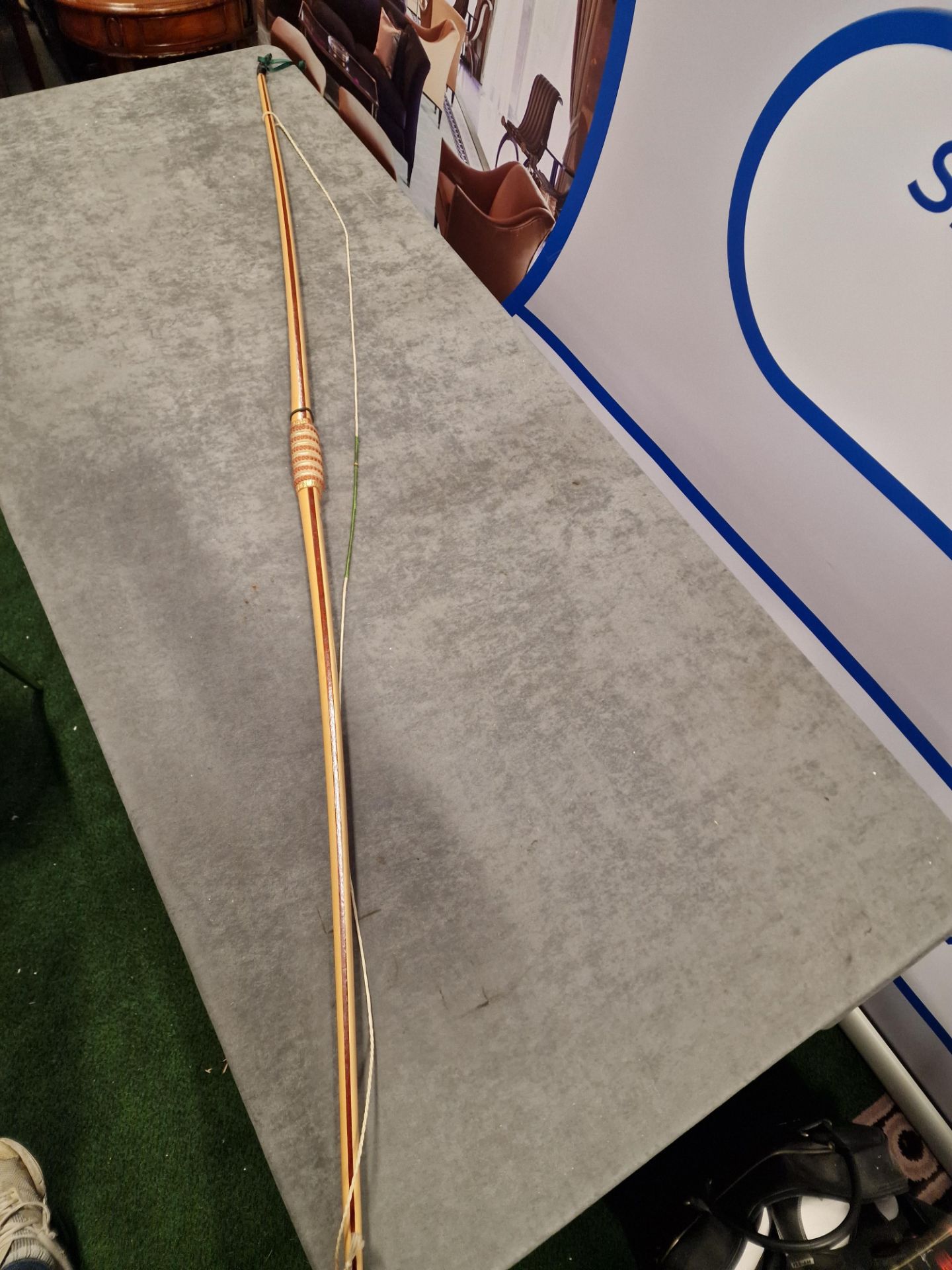 Richard Head Longbow 188cm long 8031287  45-28 in good order - Image 7 of 7