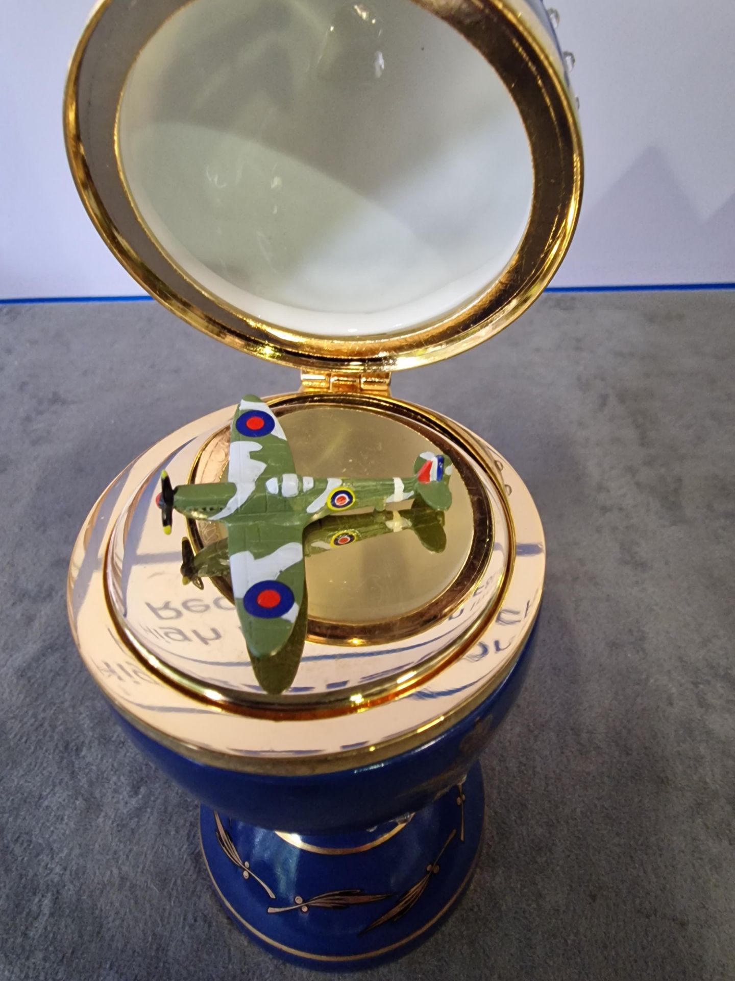 RAF Icon of the Sky ceramic, jewelled egg with miniature Spitfire inside this limited edition from - Image 5 of 7