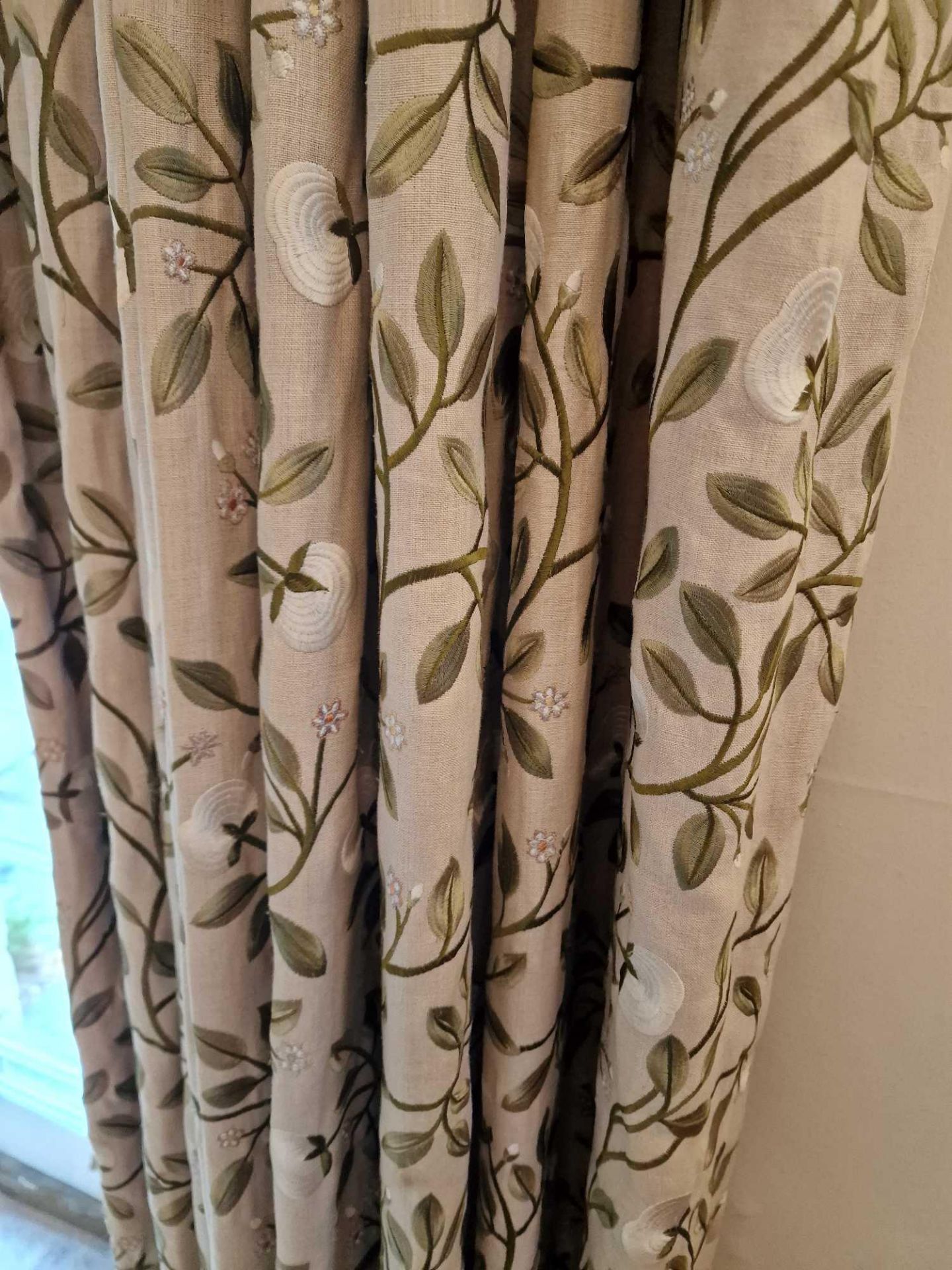 A Set Of 3 x Heavy Fire Retardant Drapes Cream With An Embroidered Green Leaf And Floral Pattern (1) - Image 2 of 6