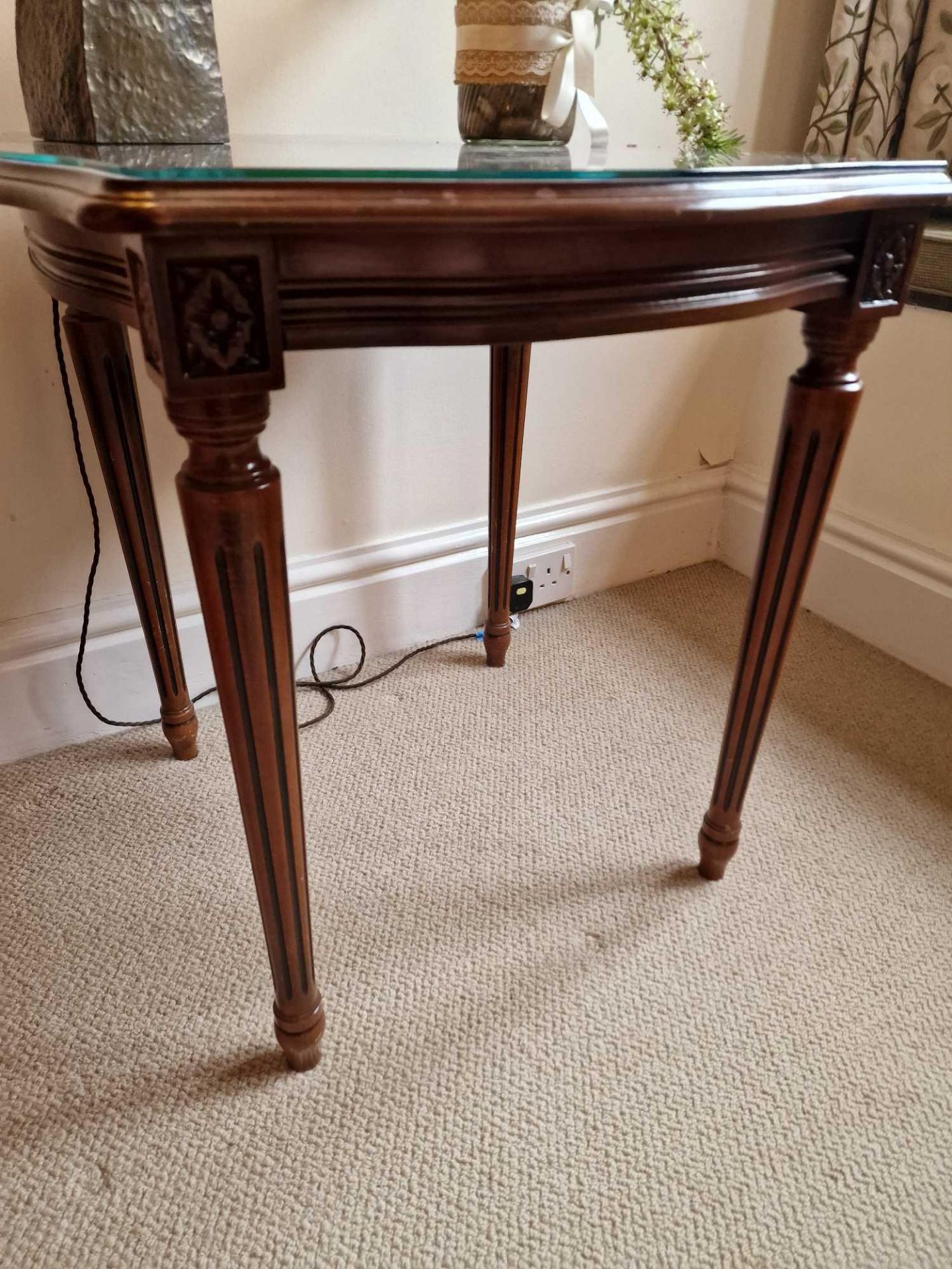 A Pair Of Regency Style Side Tables Shaped Mahogany Top Raised On Tapered And Turned Fluted Legs - Image 3 of 3