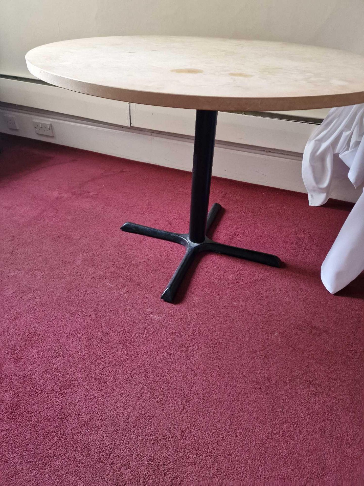 Circular Dining Table Wooden Top On Metal Pedestal Quad Foot Base 108 x 75cm - Bild 2 aus 3